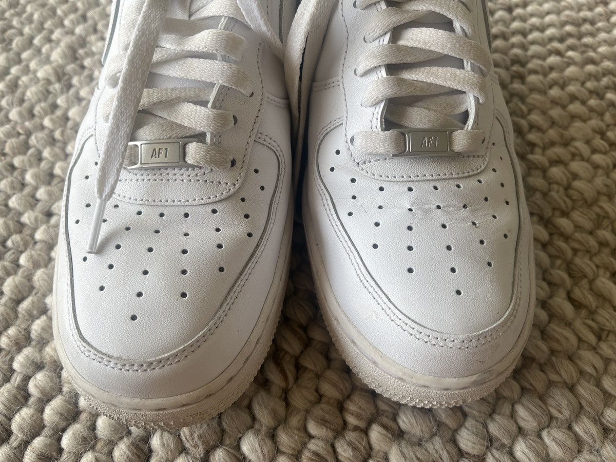 Nike All white Nike Air Force 1 low top sneakers Size US 10 / EU 43 - 5 Thumbnail