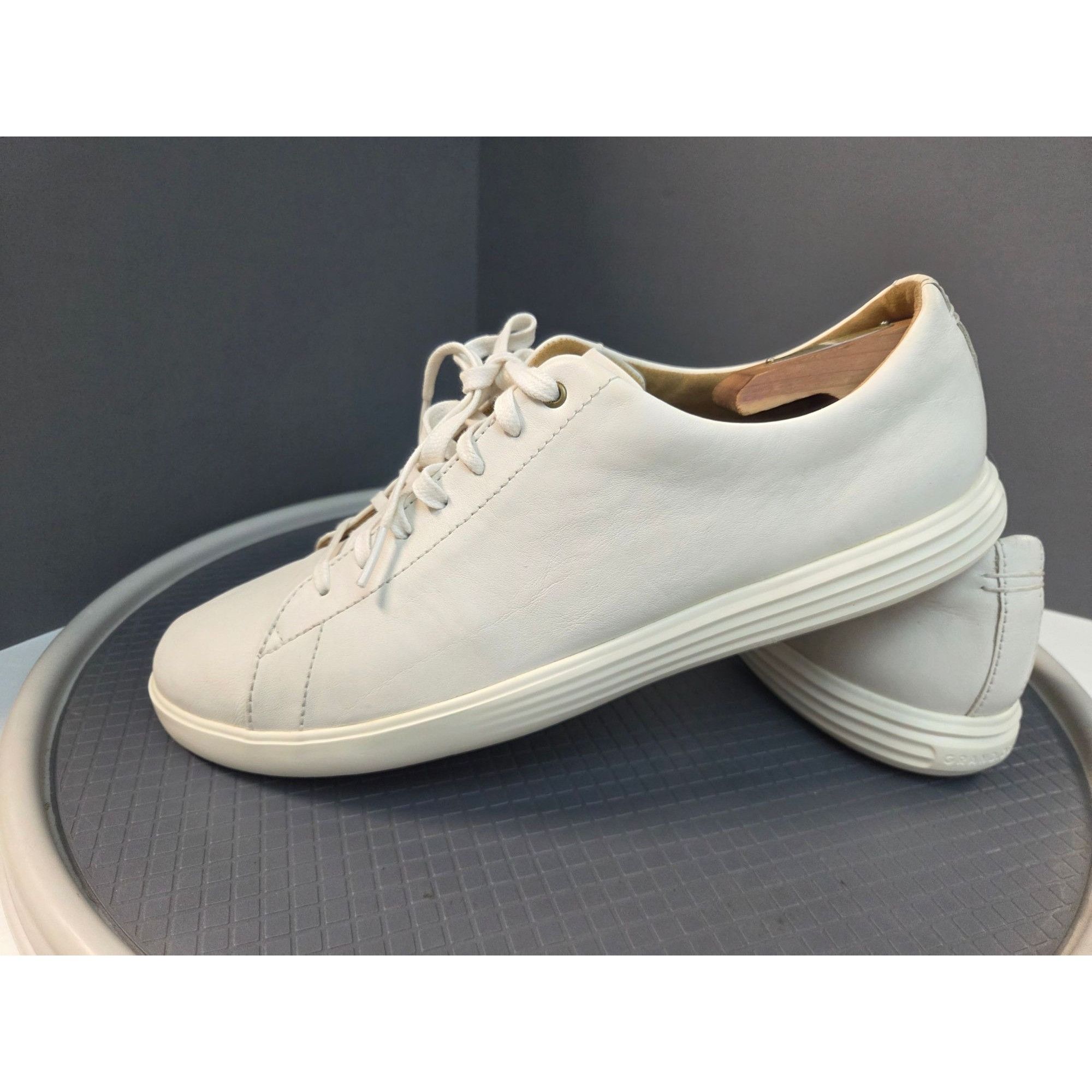 Cole Haan Cole Haan Grand OS Men's White Leather Shoes Size 11M C26515 Size US 11 / EU 44 - 7 Thumbnail