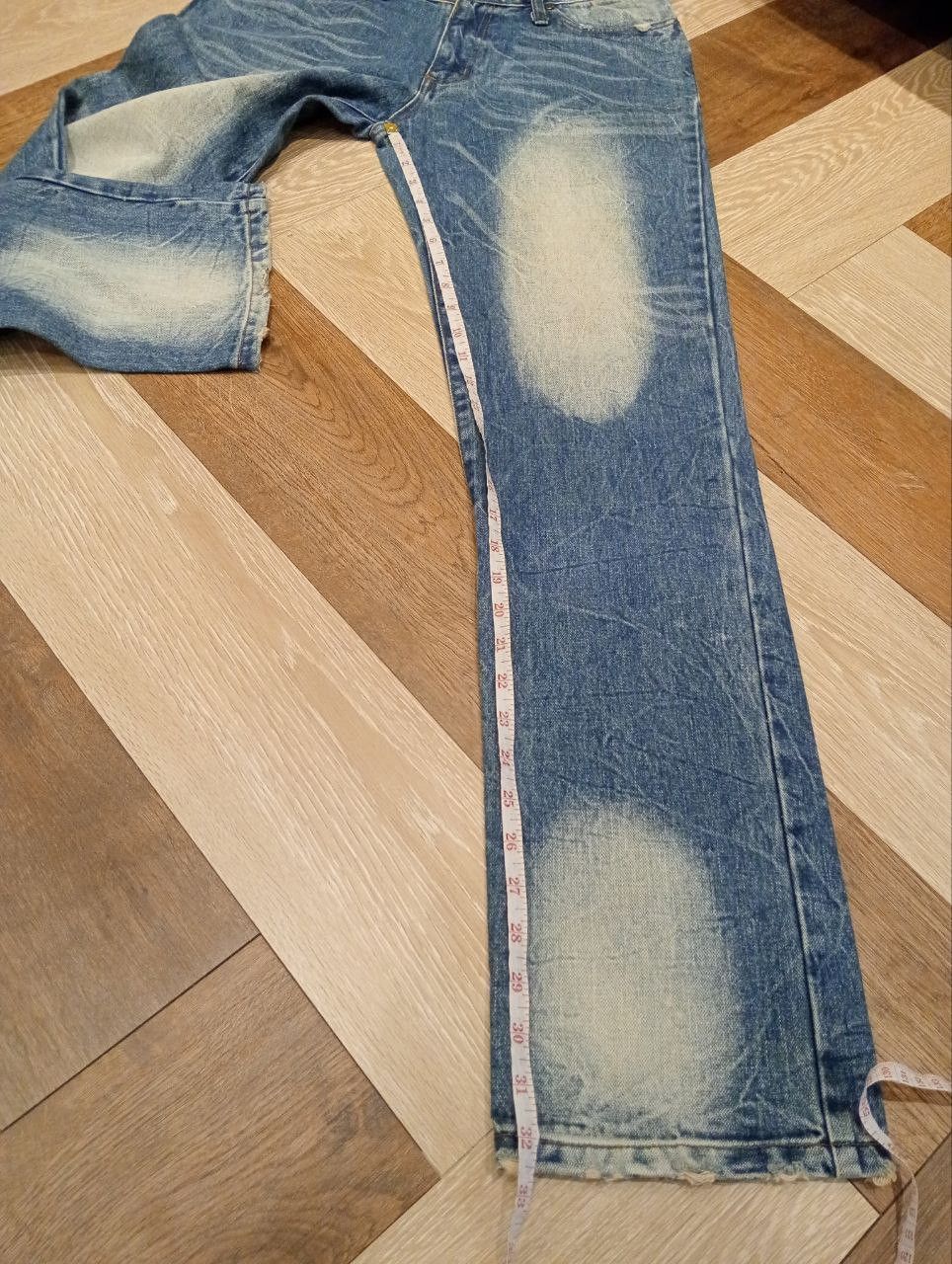 Wrangler VINTAGE WRANGLER DISTRESSED LOOK JEANS - SIZE 33 Size US 33 - 18 Thumbnail