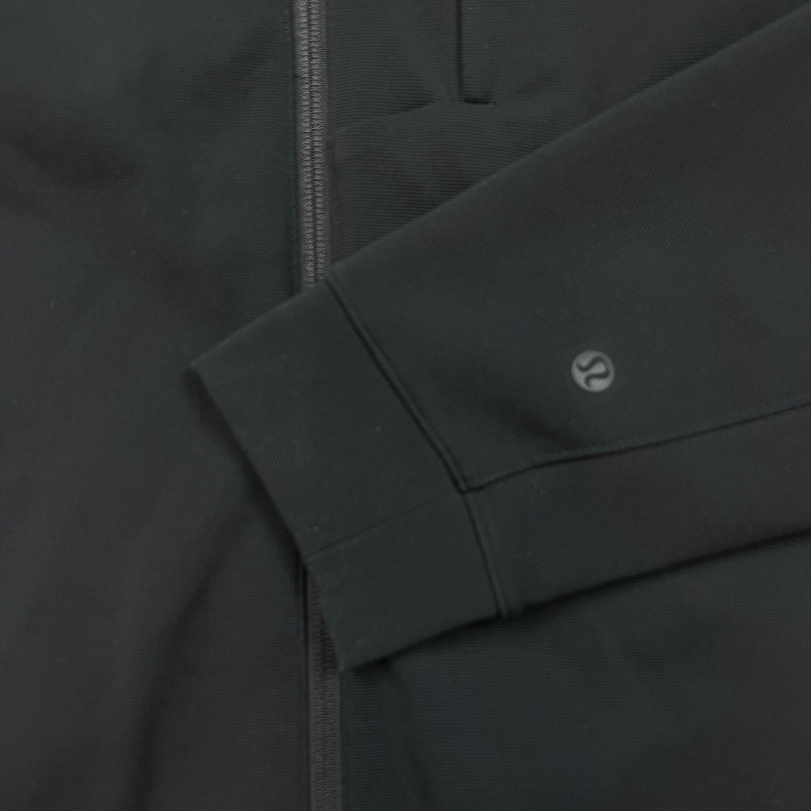 Lululemon Lululemon Sojourn Jacket Full Zip Outdoor Tracksuit Top Size US L / EU 52-54 / 3 - 3 Thumbnail