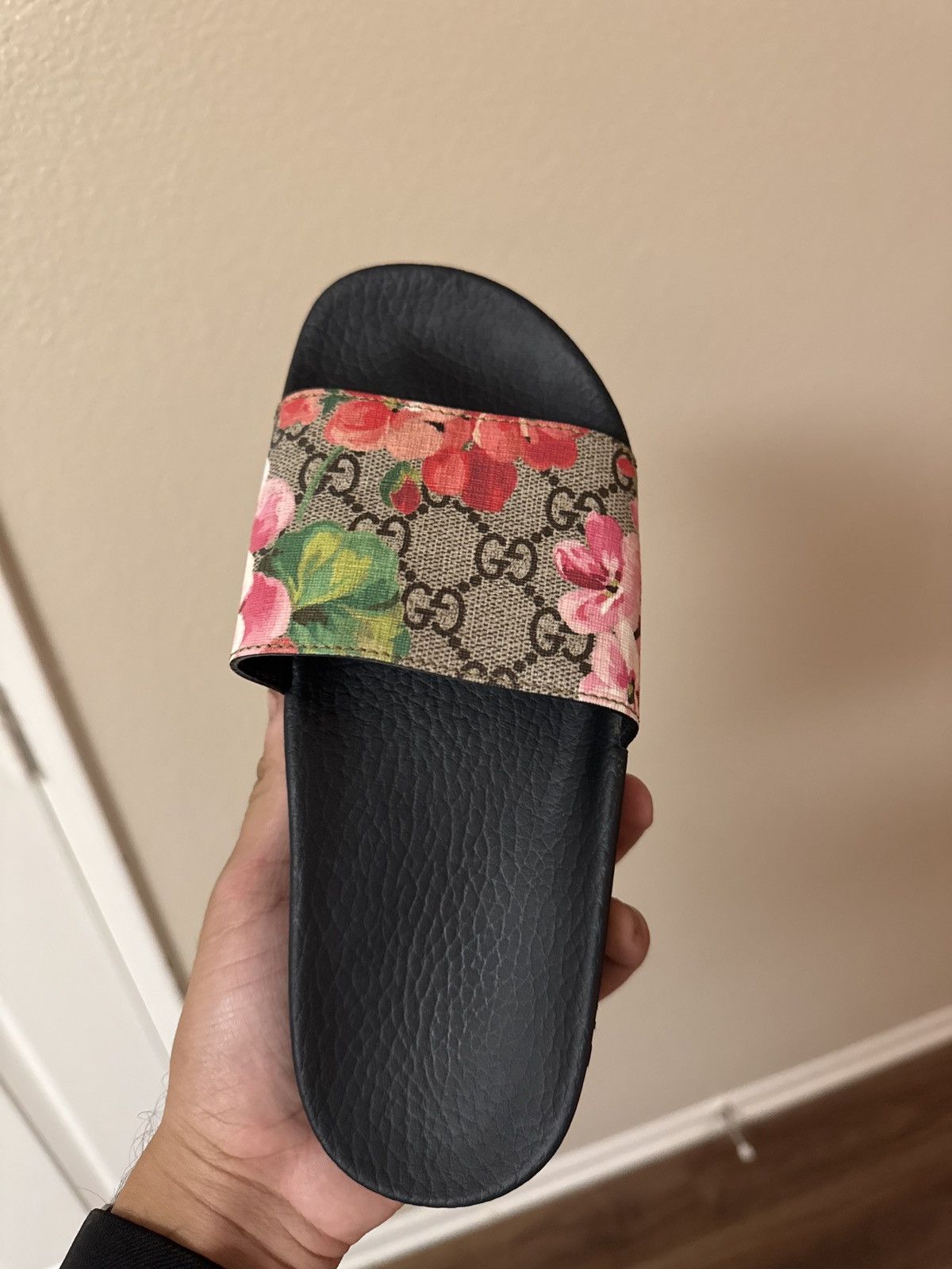 Gucci GUCCI SLIDES BLOOM SUPREME Size US 6 / IT 36 - 3 Thumbnail