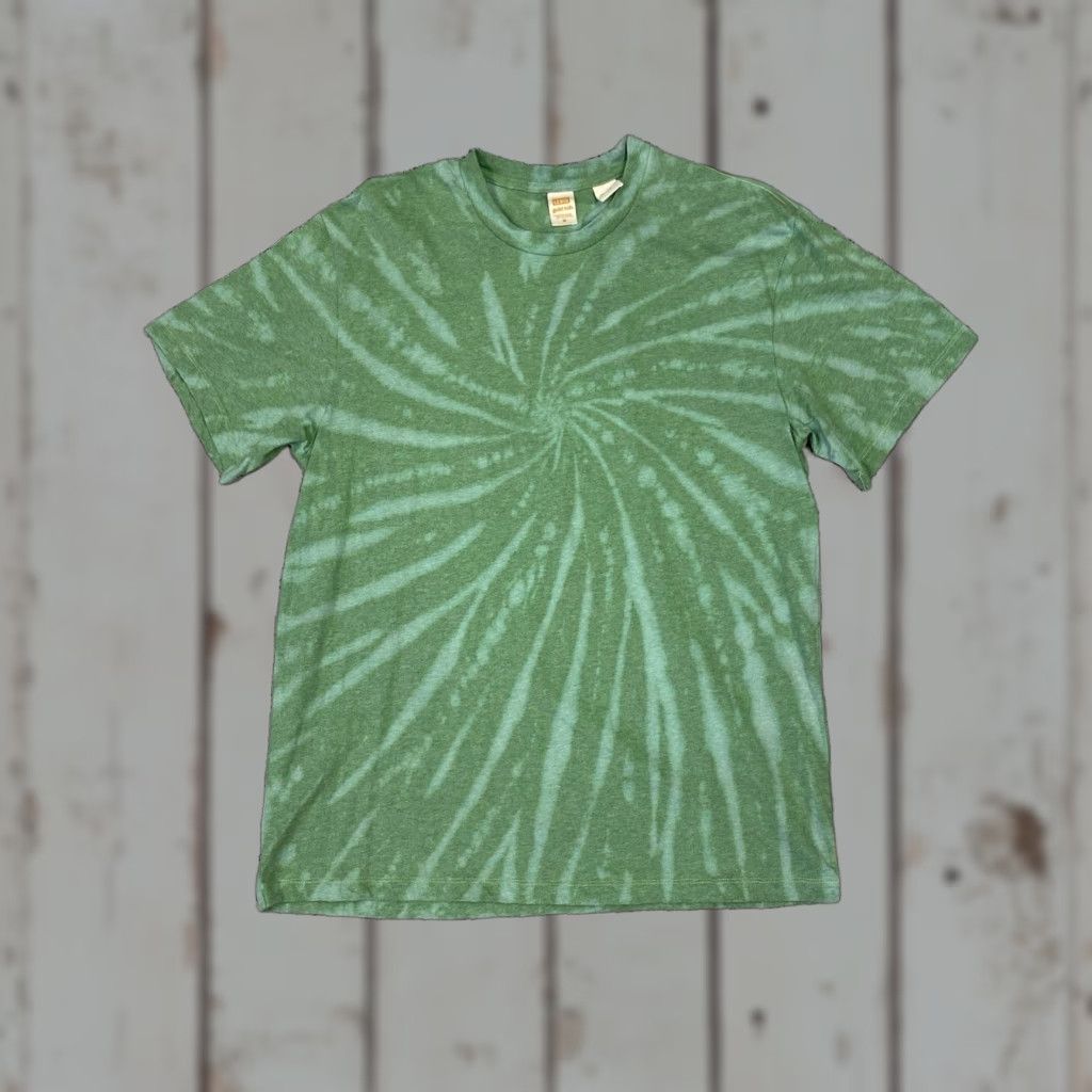 Levi's Levi's Gold Tab Men T-Shirt Crew Neck Short Sleeve 100% Cotton Green Medium Regular Size M, Logo, Solid, Vintage: No, Dept Men Size US M / EU 48-50 / 2 - 1 Thumbnail