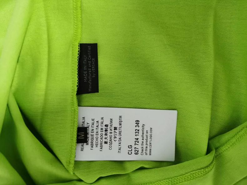 Other Versace Short sleeves and short sleeves Size US M / EU 48-50 / 2 - 4 Thumbnail