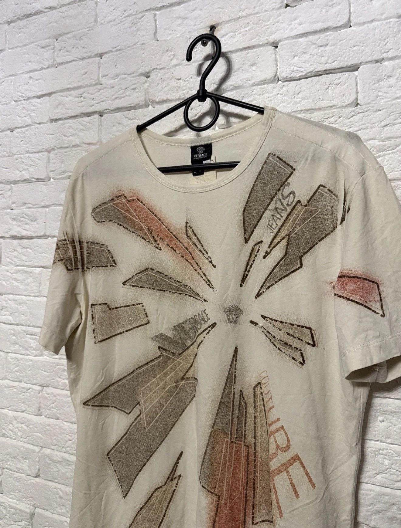 Versace Jeans Couture Vintage Versace Jeans Couture T-shirt Y2K Print Medusa Size US L / EU 52-54 / 3 - 2 Thumbnail