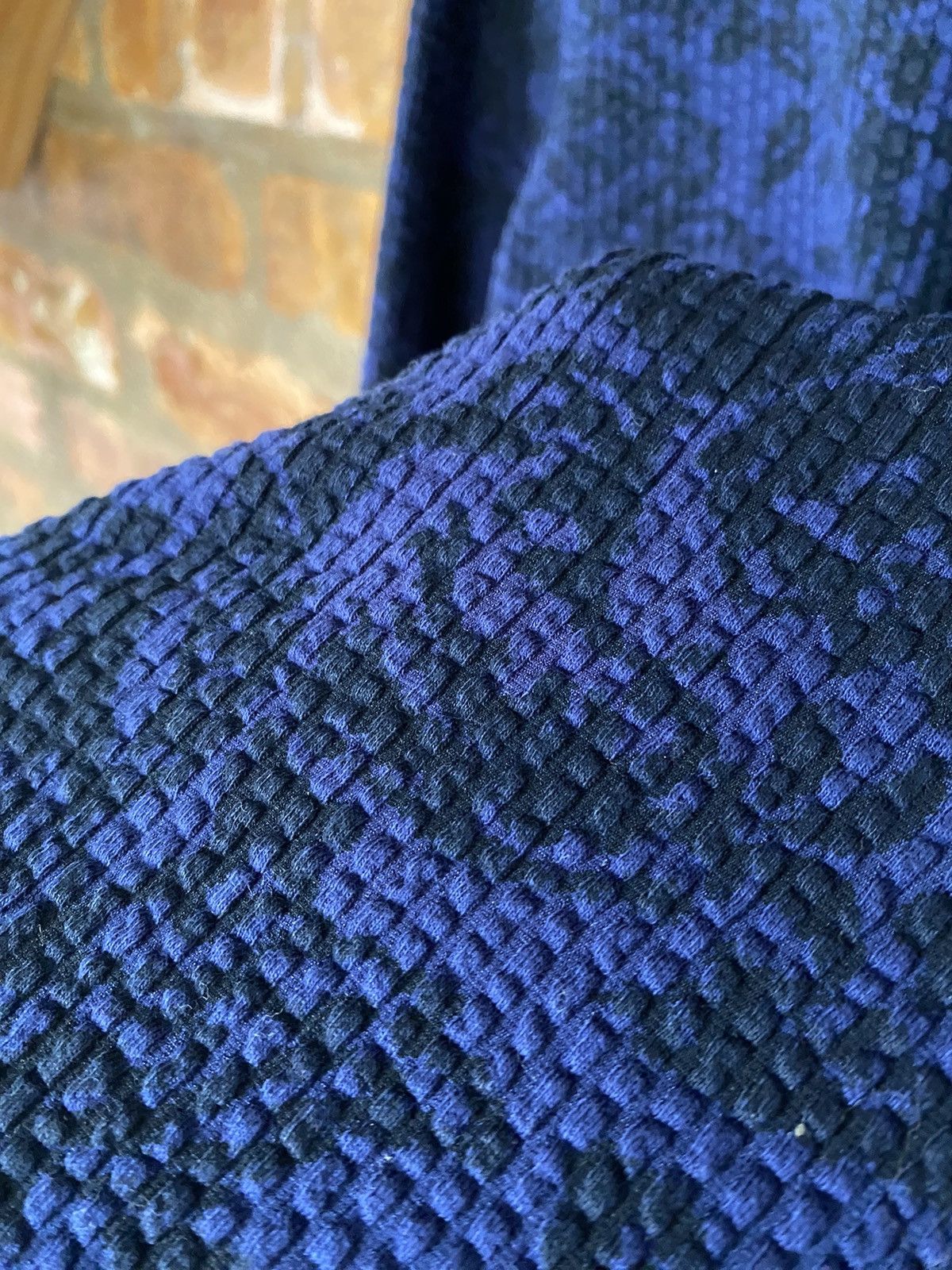 FranCisT MOR.K.S Francist Mor.K.S thermal wafer marble blue floral Size US M / EU 48-50 / 2 - 10 Thumbnail