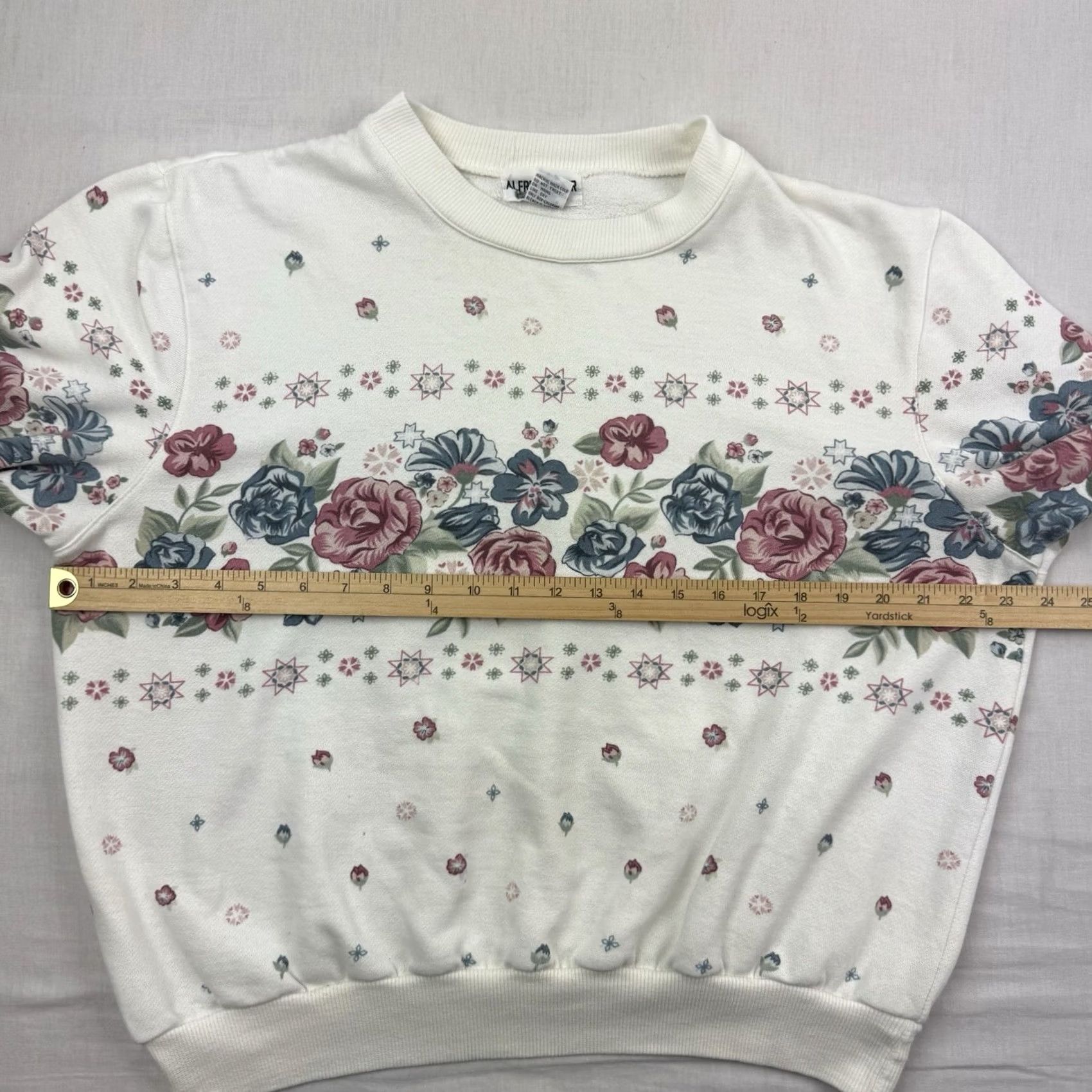 Vintage VINTAGE Alfred Dunner Floral Sweatshirt Womens Large Regular Pullover Crew Neck White Floral 90s 80s Nature Boys? Size L / US 10 / IT 46 - 7 Thumbnail