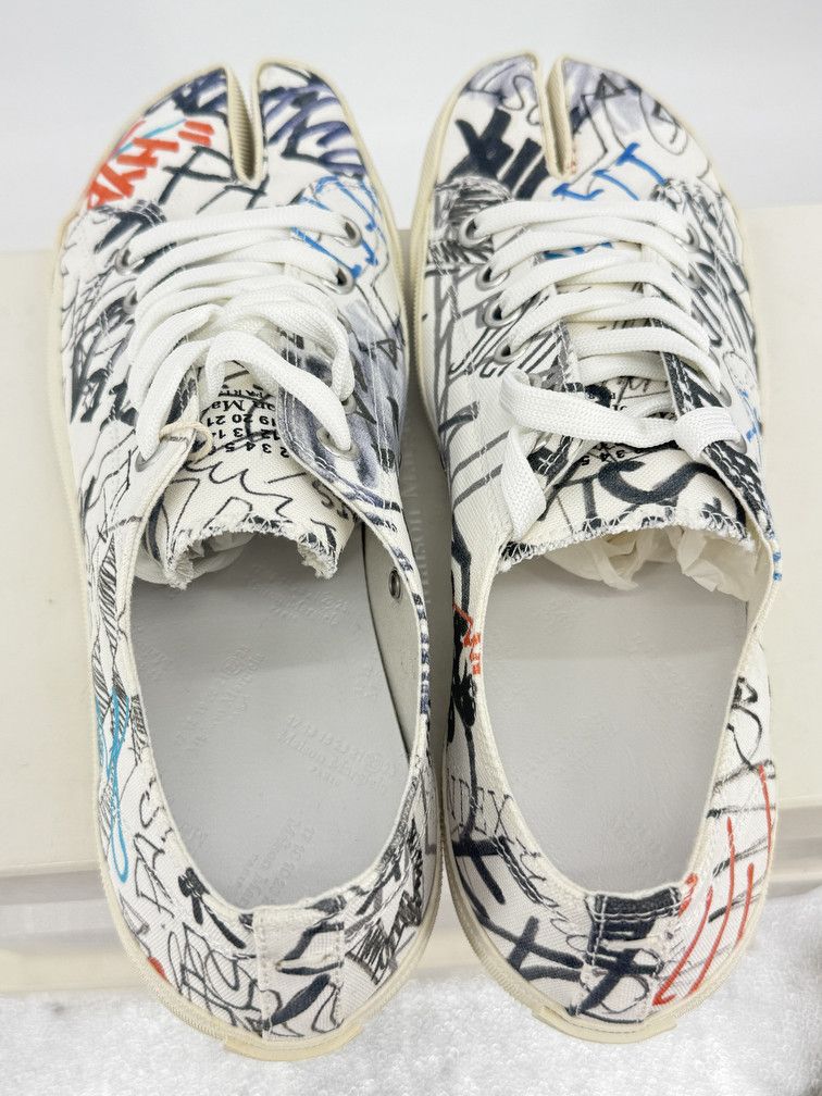 Maison Margiela Tabi Canvas Graffiti Size US 9 / EU 42 - 6 Thumbnail