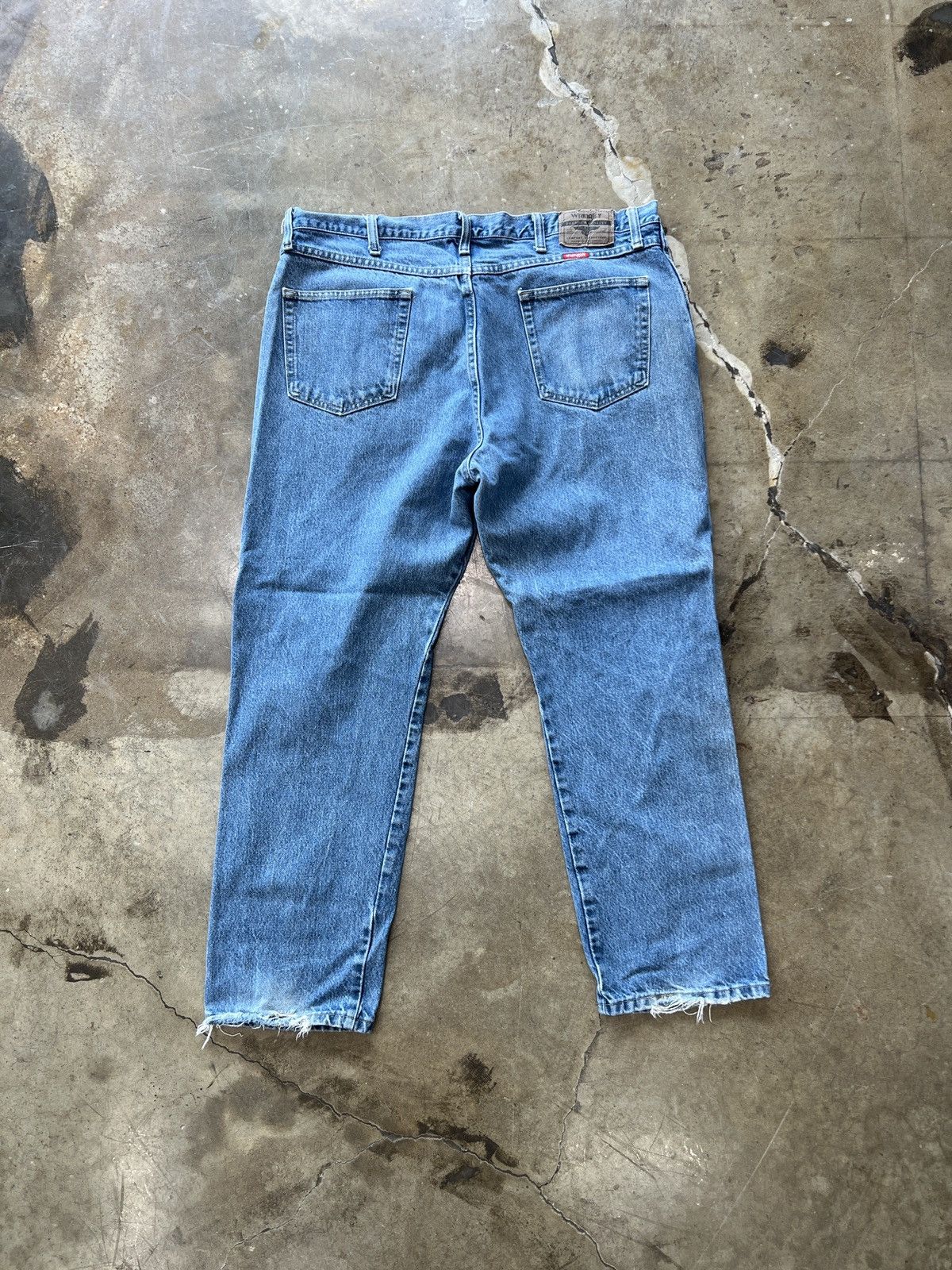 Vintage × Wrangler Wrangler Jeans Distressed Leg Opening Sz. 40x30 Size US 40 / EU 56 - 2 Thumbnail