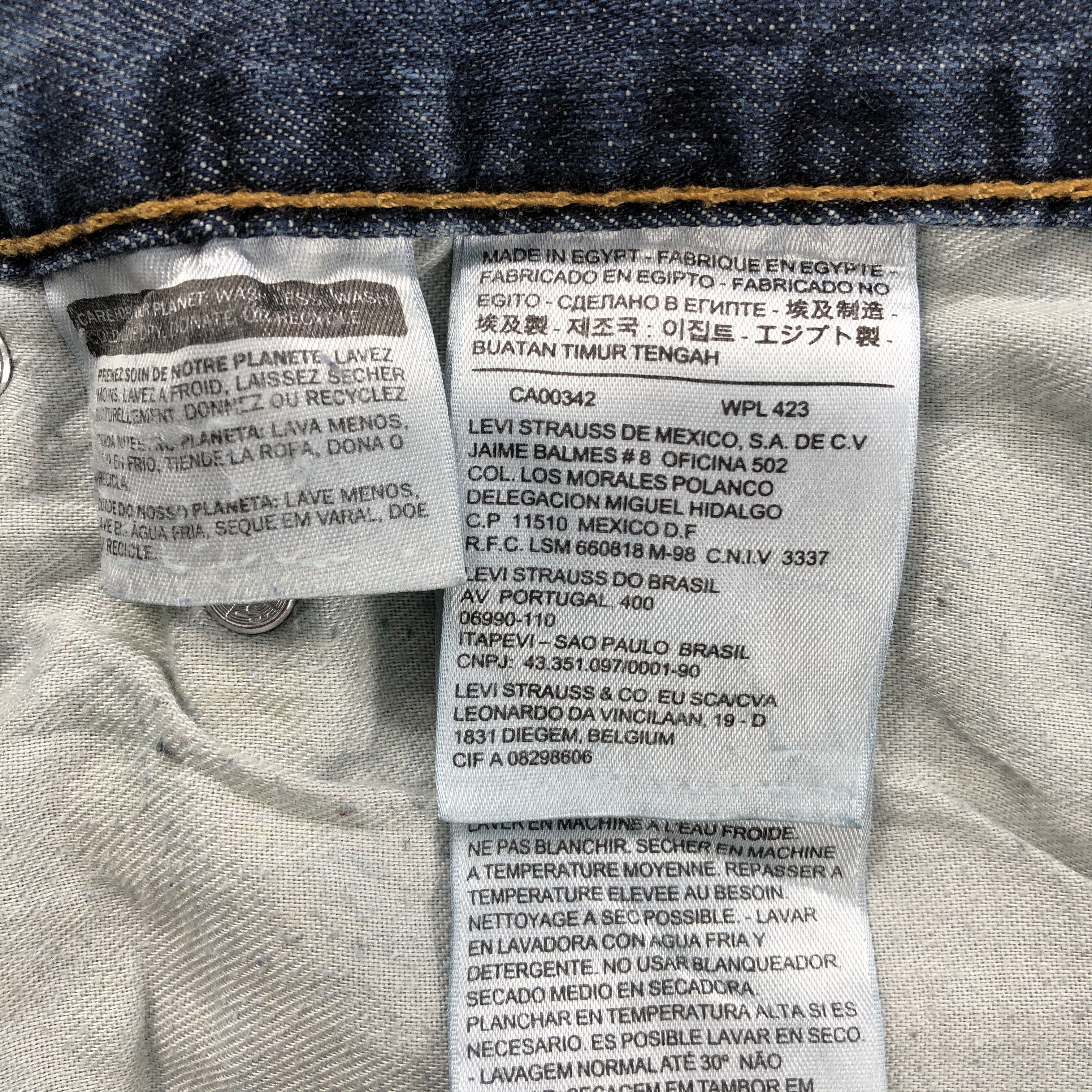 Levi's Vintage Levis 514 Jeans Blue Wash Denim KJ655 Size US 36 / EU 52 - 10 Thumbnail