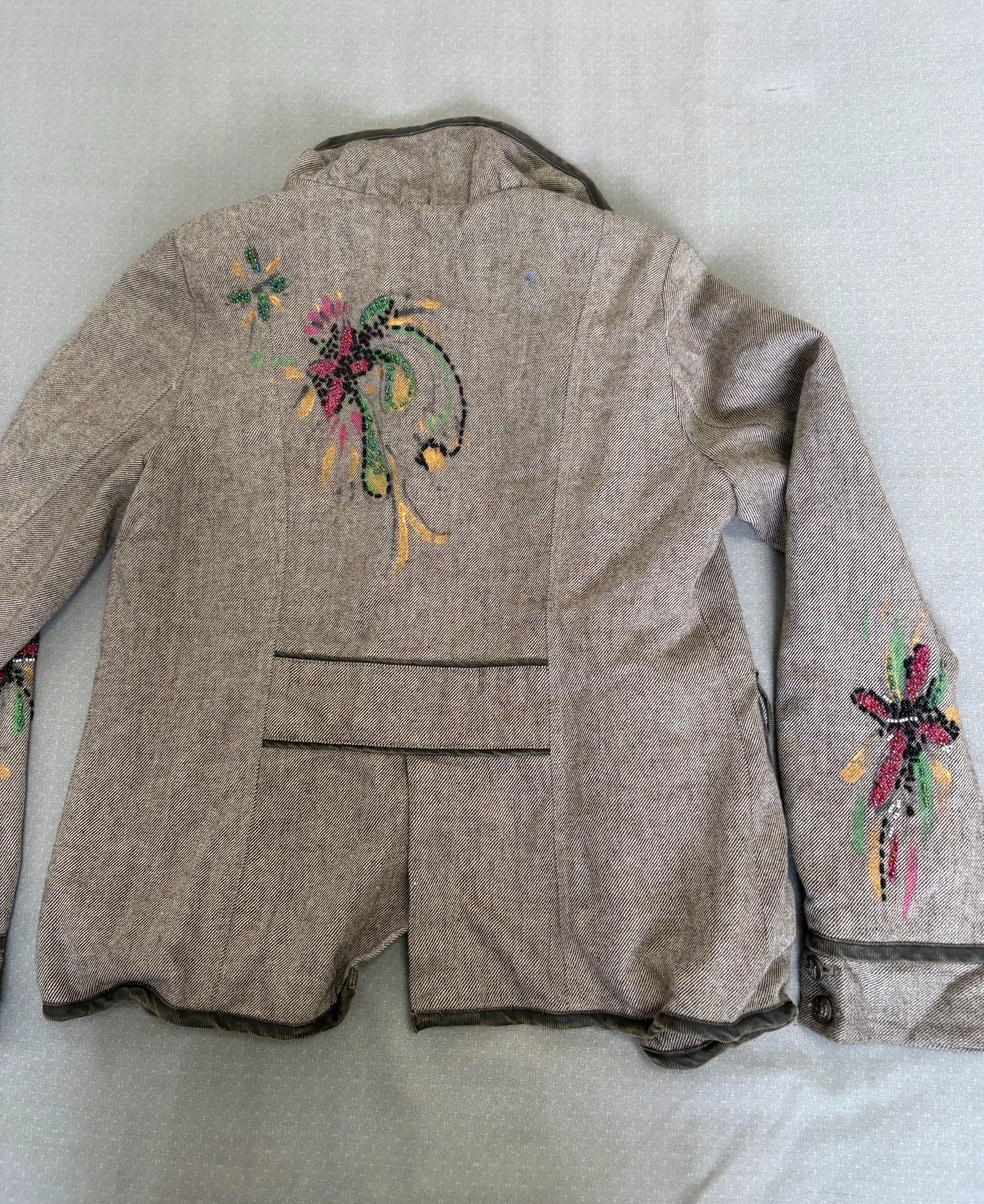 Roberto Cavalli Roberto Cavalli Vintage Beaded Embroidery Jacket Size XS / US 0-2 / IT 36-38 - 8 Thumbnail