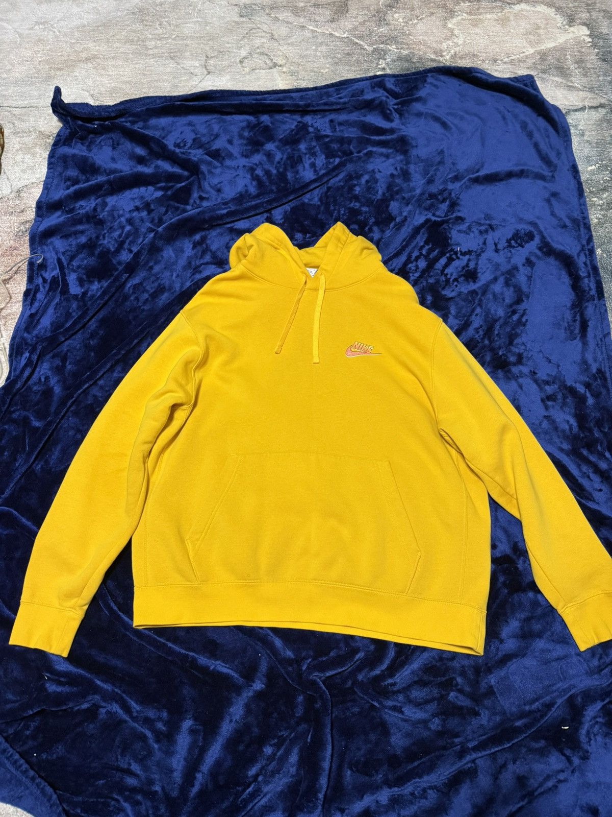 Nike nike hoodie Size US XL / EU 56 / 4 - 1 Thumbnail