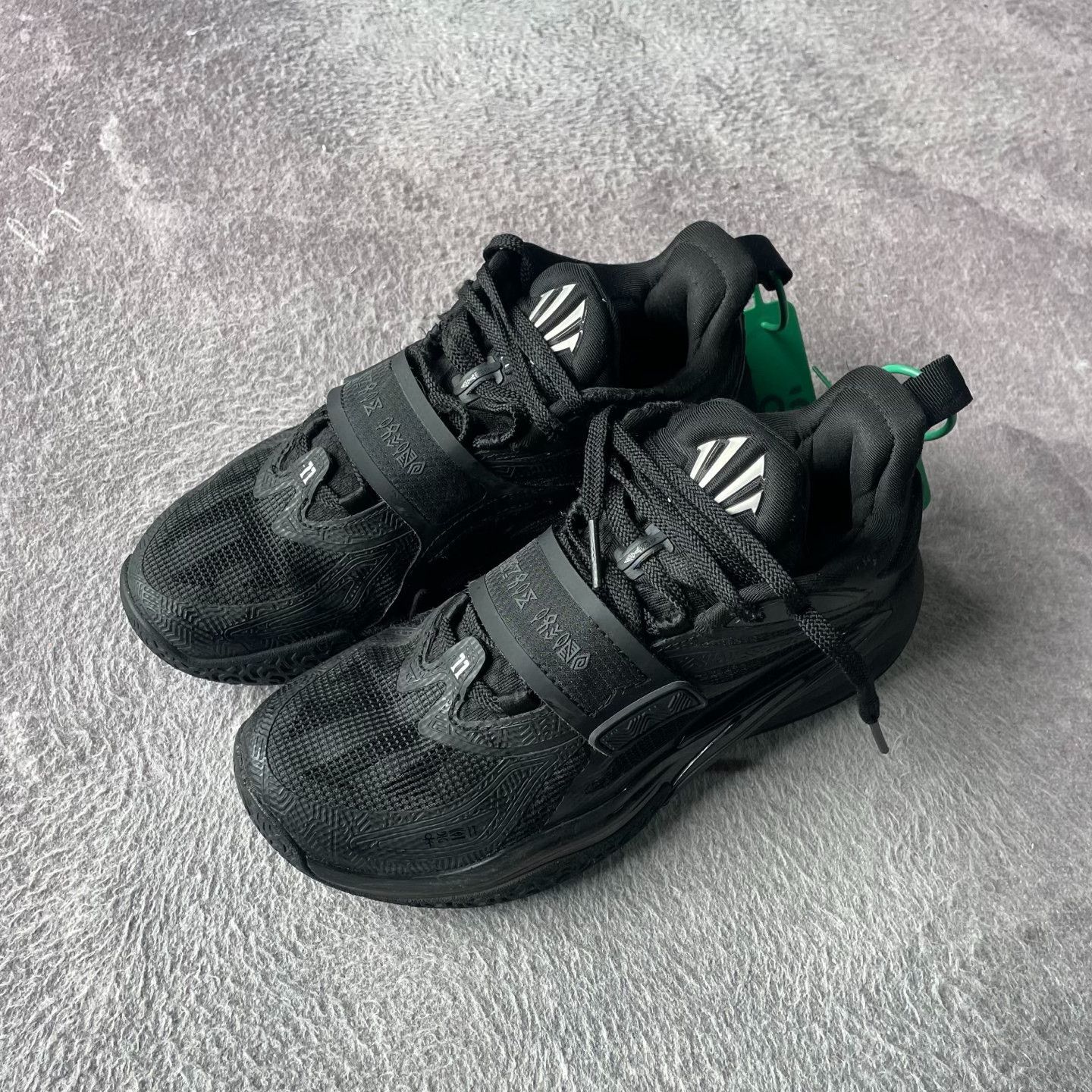 Other Other 112431102 Black Designer Casual Size US 6.5 / EU 39-40 - 1 Thumbnail