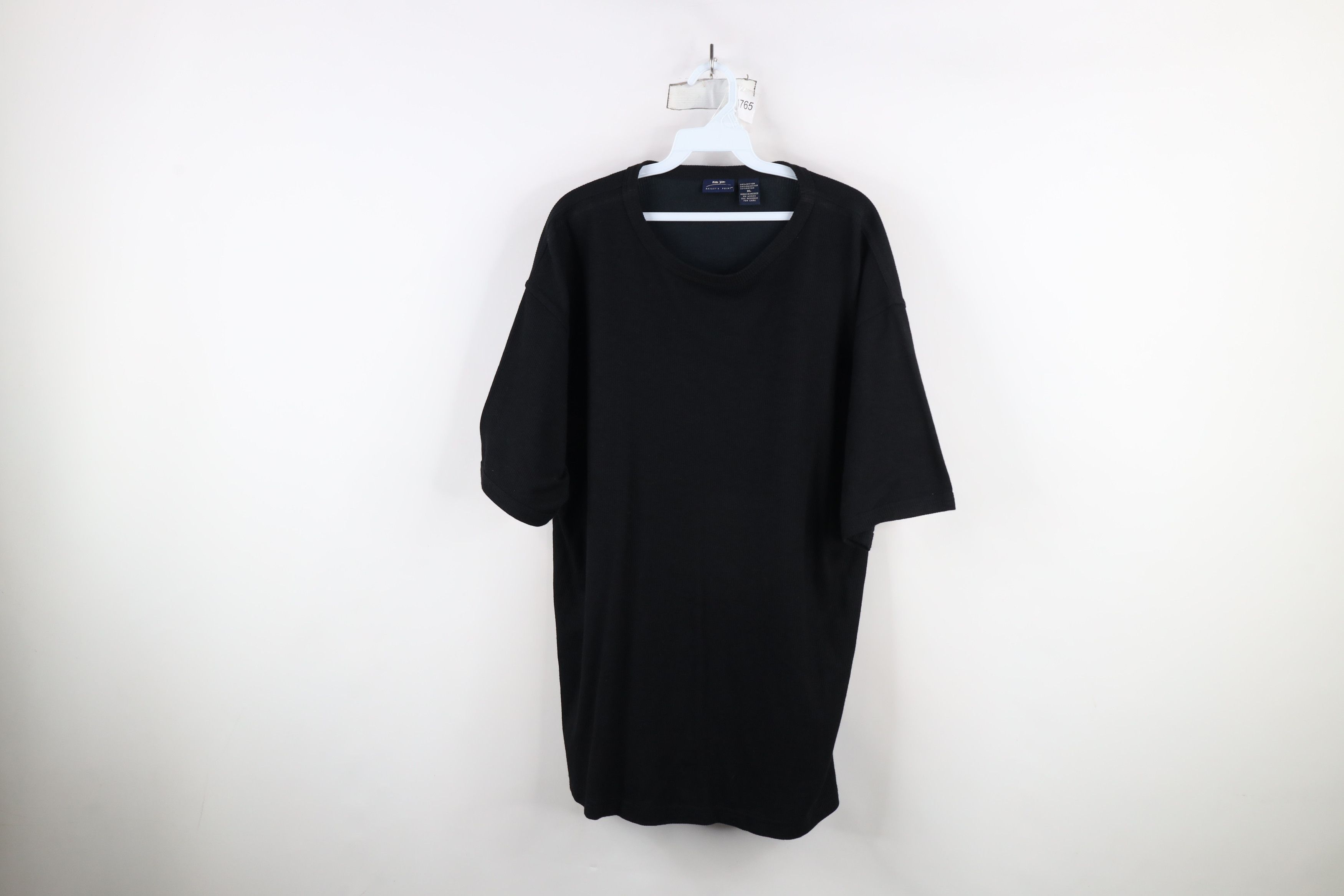 Vintage Vintage 90s Streetwear Knit Short Sleeve T-Shirt Black Size US XL / EU 56 / 4 - 1 Thumbnail