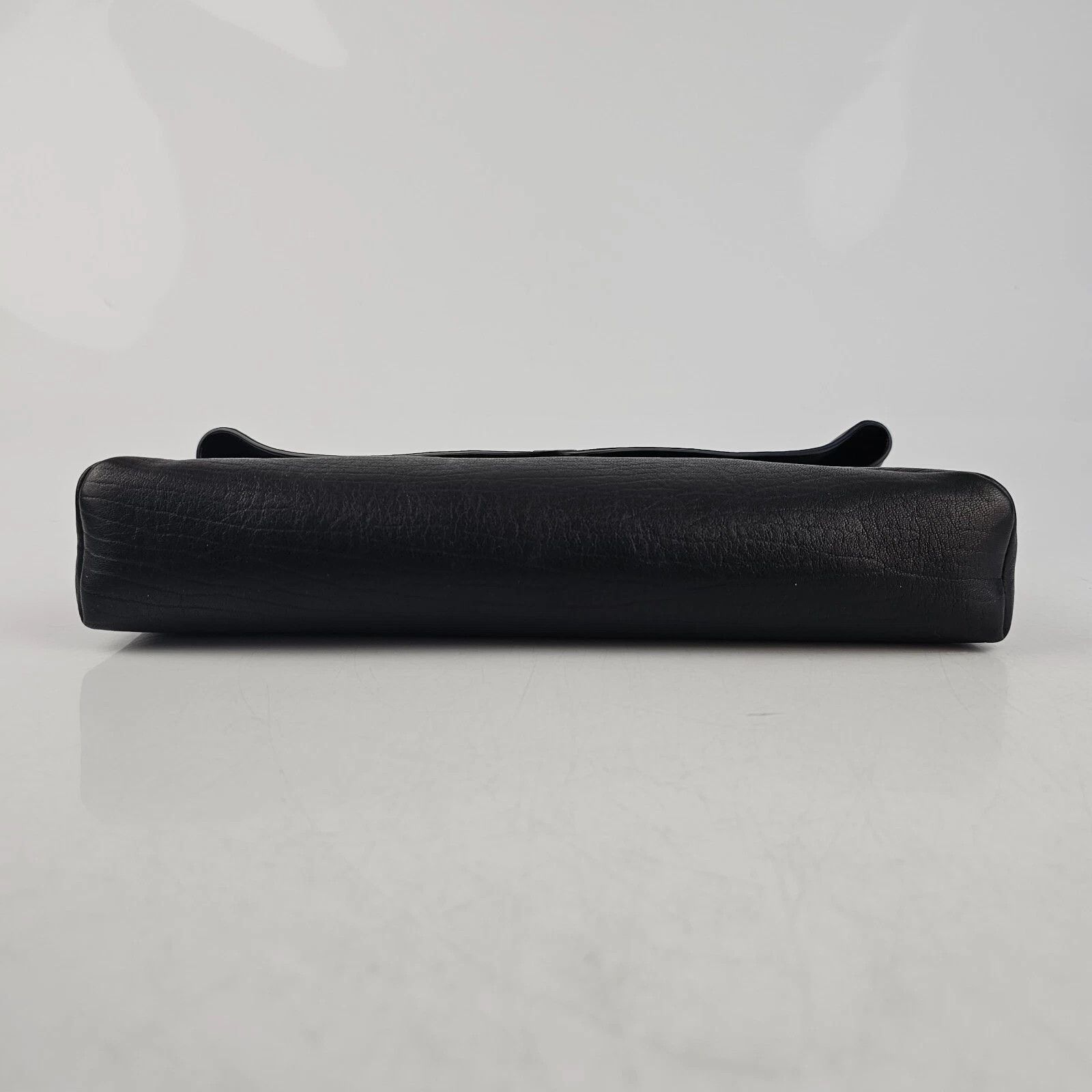 Saint Laurent Paris SAINT LAURENT Cassandre Large Black Leather Envelope Size ONE SIZE - 7 Thumbnail