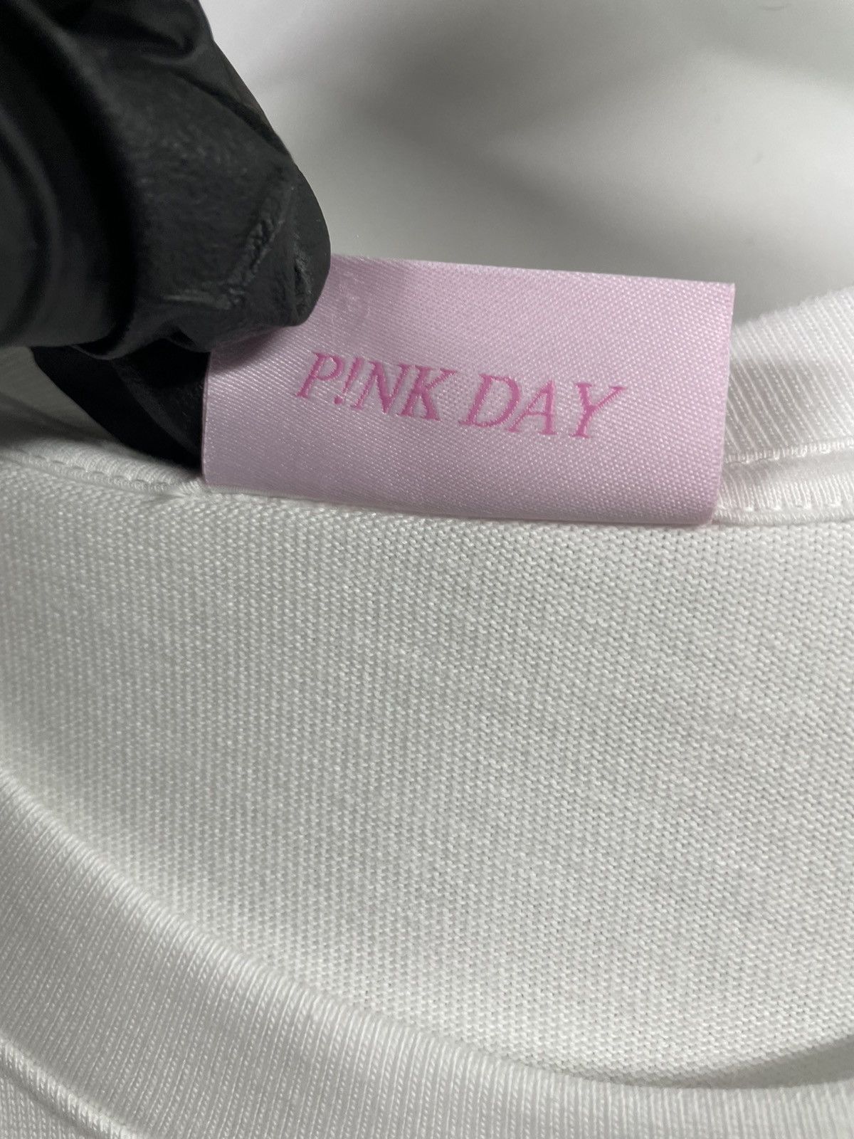 Lil Uzi Vert Lil Uzi Vert Pink Day Blank White T-Shirt Medium Size US M / EU 48-50 / 2 - 4 Thumbnail