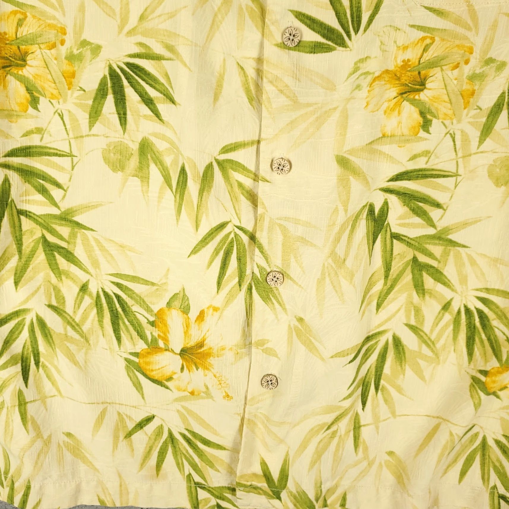 Tommy Bahama VINTAGE Tommy Bahama Shirt Mens XL Yellow Floral Silk Hawaiian Button Up Short Sleeve Size US XL / EU 56 / 4 - 3 Thumbnail
