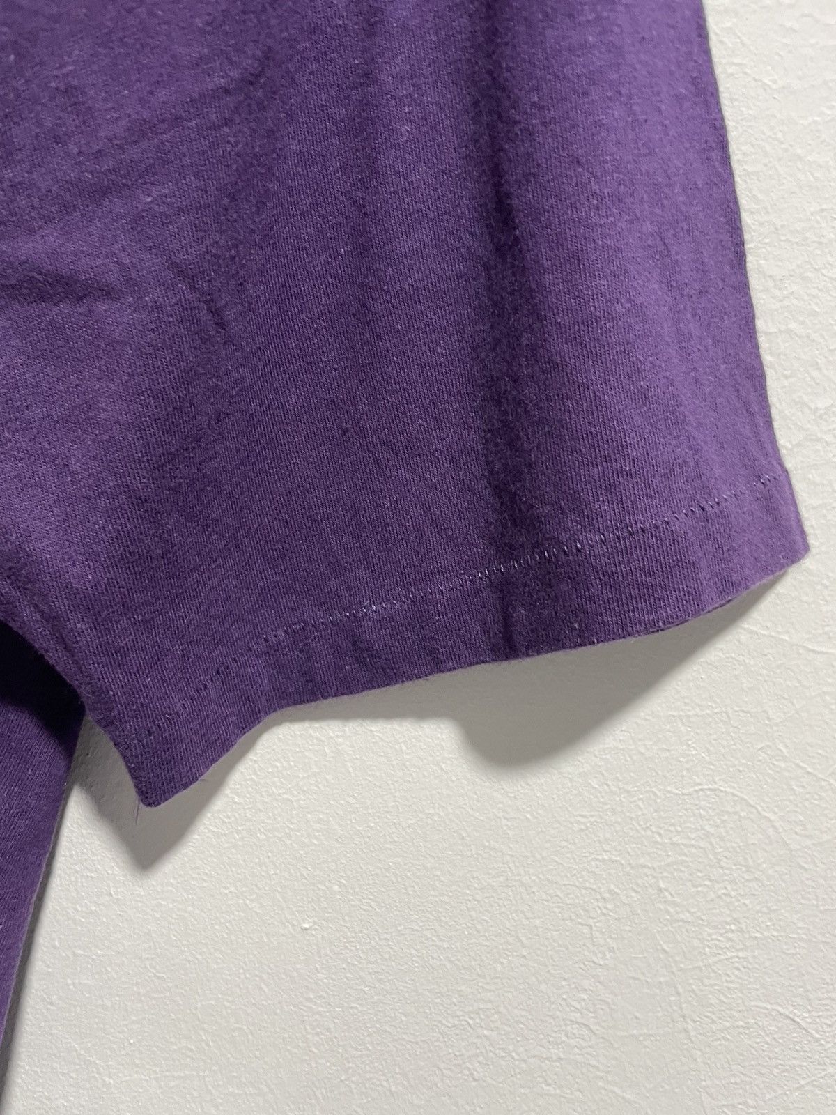 Hanes Vtg Tshirt mutual fund Size US L / EU 52-54 / 3 - 4 Thumbnail