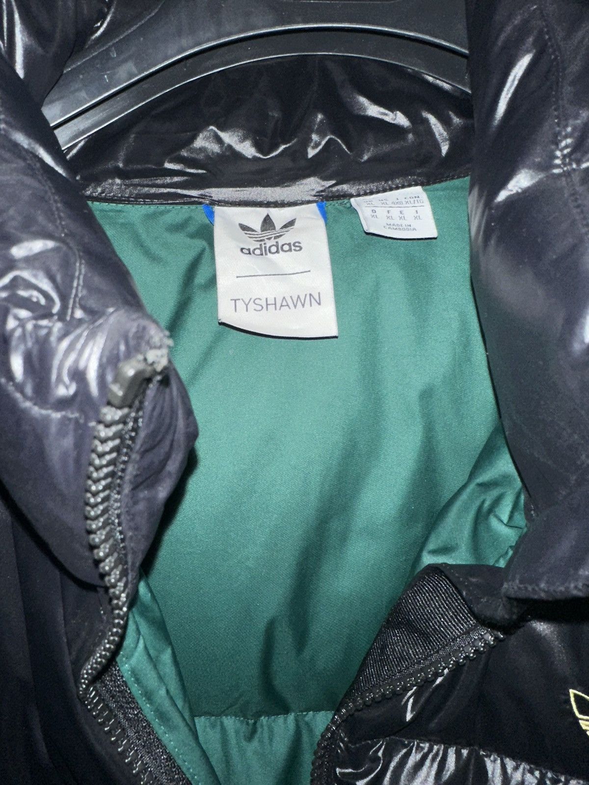 Adidas ADIDAS TYSHAWN PUFF JACKET Size US XL / EU 56 / 4 - 3 Thumbnail