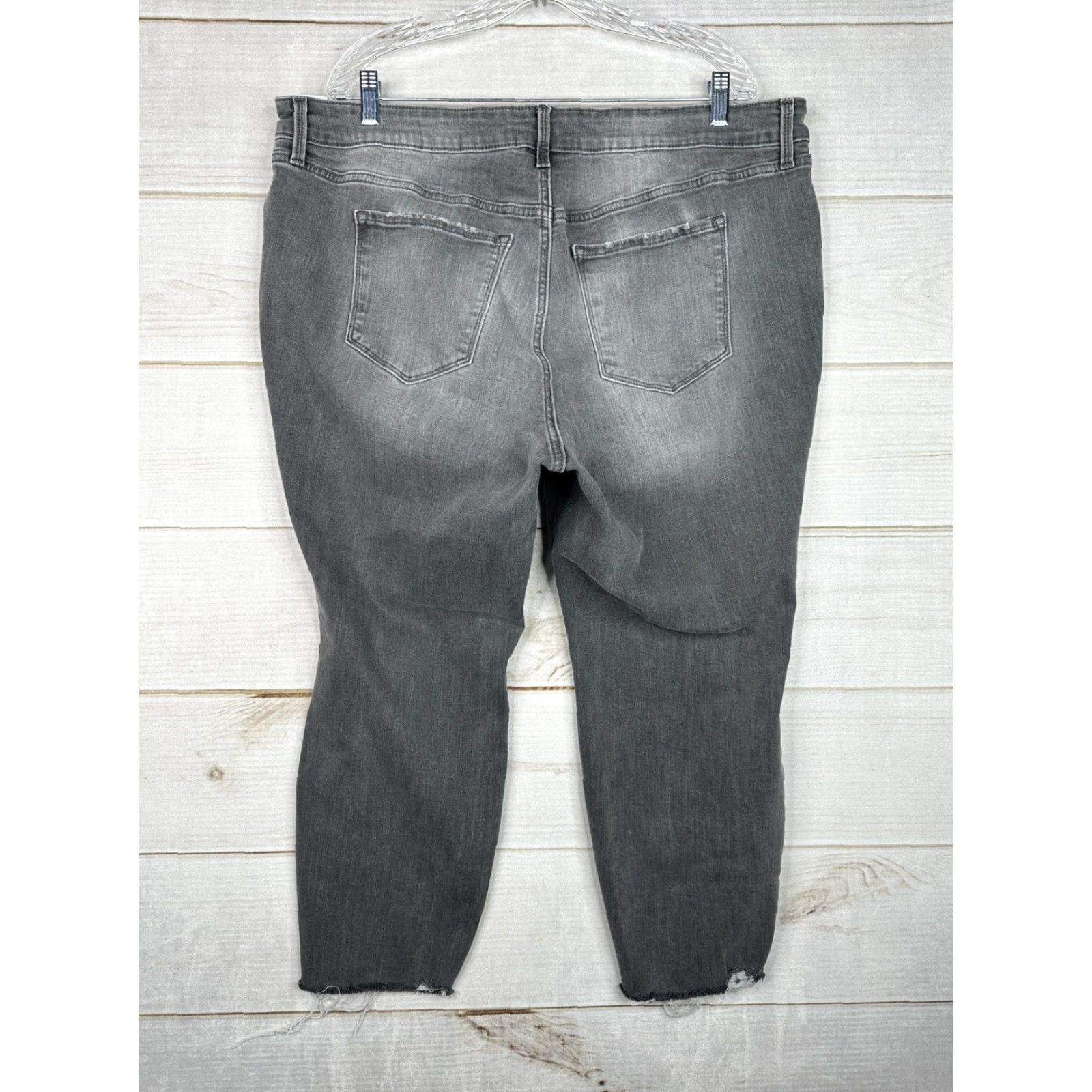 Old Navy Old Navy Jeans Womens 22 Gray Rockstar Skinny High Rise Pocket 5-Pocket Belt Loops Denim Plus Size Size 40" / US 18 - 7 Thumbnail