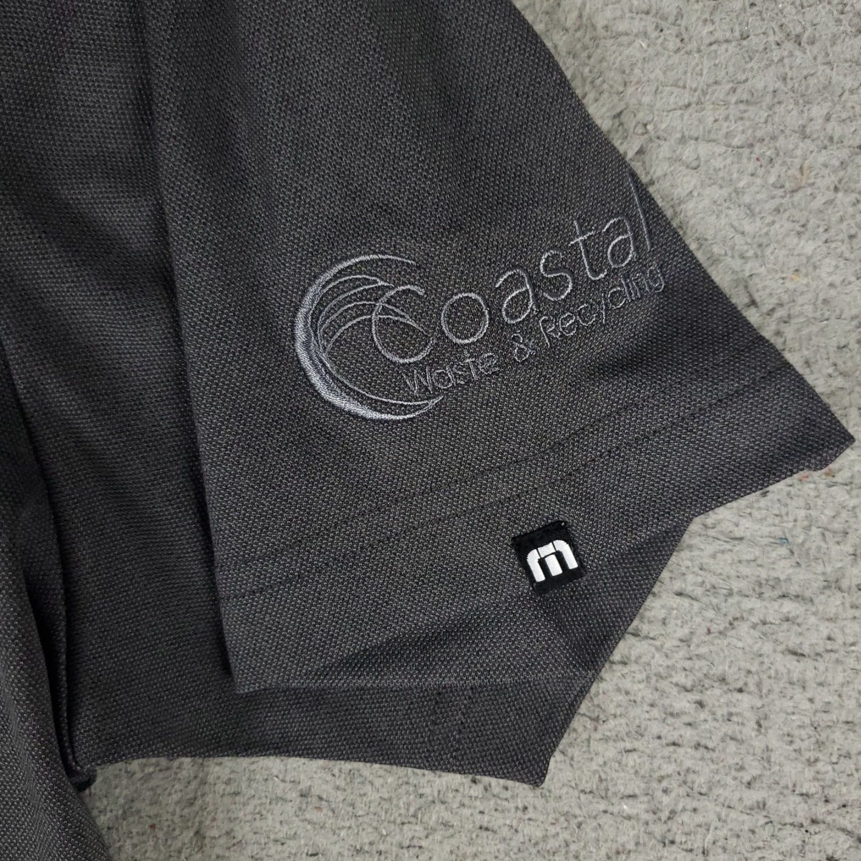 TravisMathew Travis Mathew Polo Shirt Mens Large Gray Golf Performance Short Sleeve Short Sleeve Size US L / EU 52-54 / 3 - 3 Thumbnail