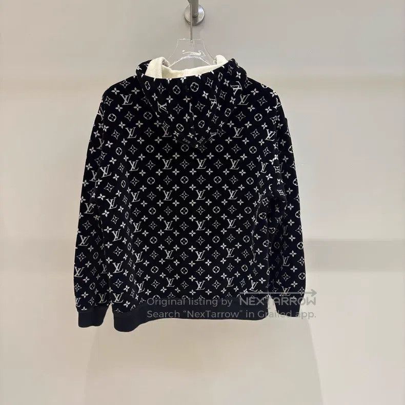 Louis Vuitton Louis Vuitton Monogram full-logo velour hooded sweatshirt Size US S / EU 44-46 / 1 - 2 Thumbnail