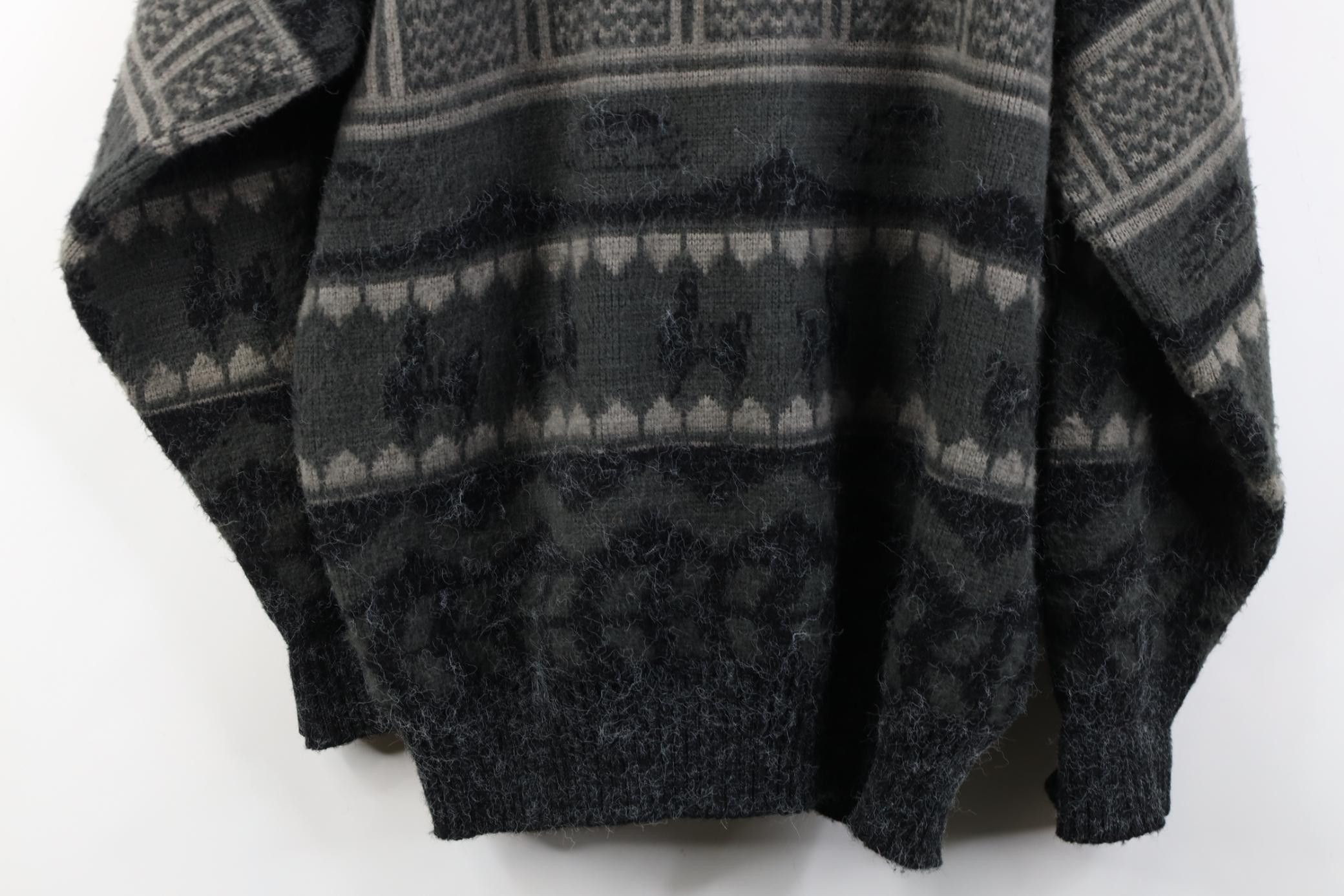 Vintage Vintage 90s Streetwear Heavyweight Wool Knit Sweater Size US M / EU 48-50 / 2 - 14 Thumbnail