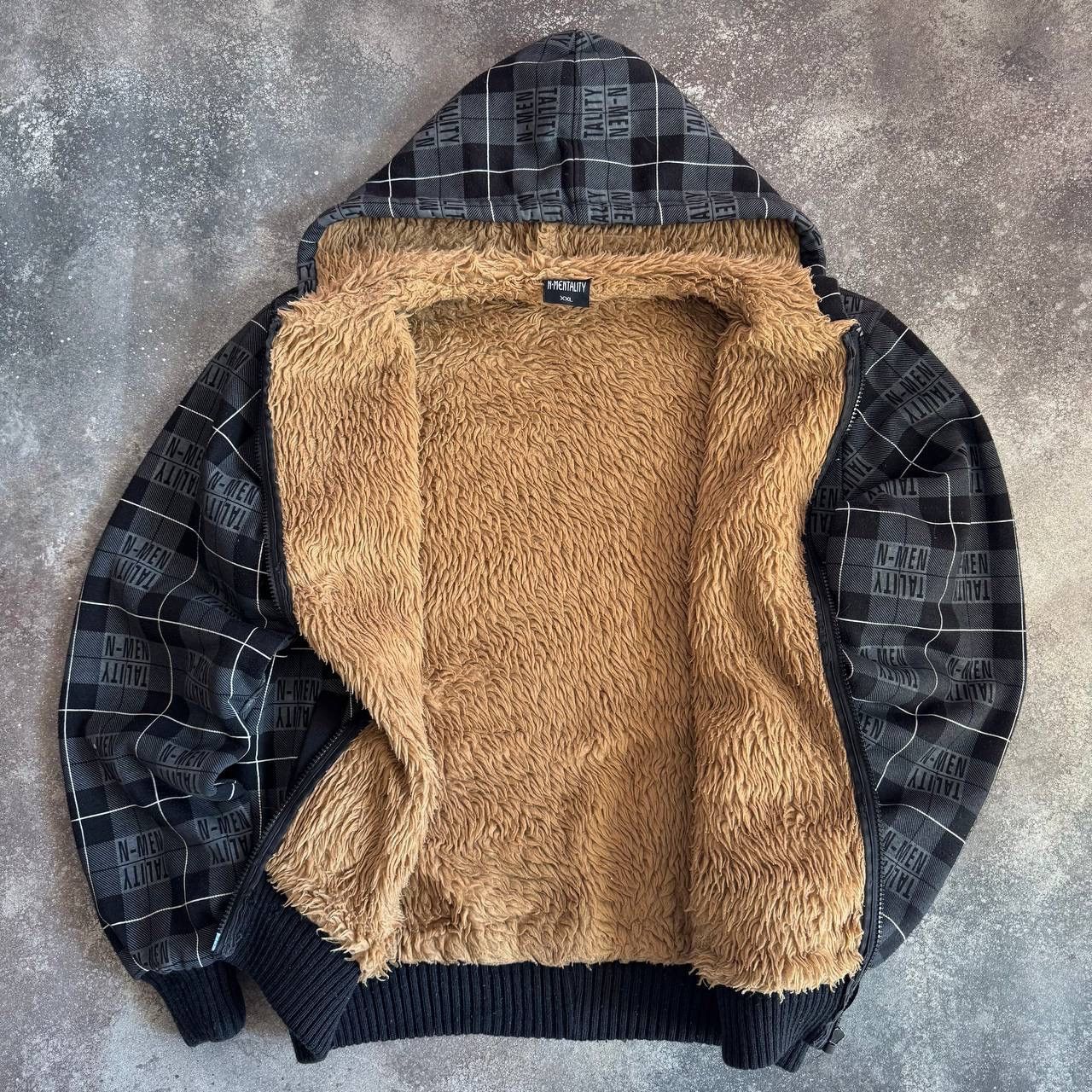 Vintage Vintage Avant-Garde Y2K Faux Fur Hoodie Size US XL / EU 56 / 4 - 7 Thumbnail