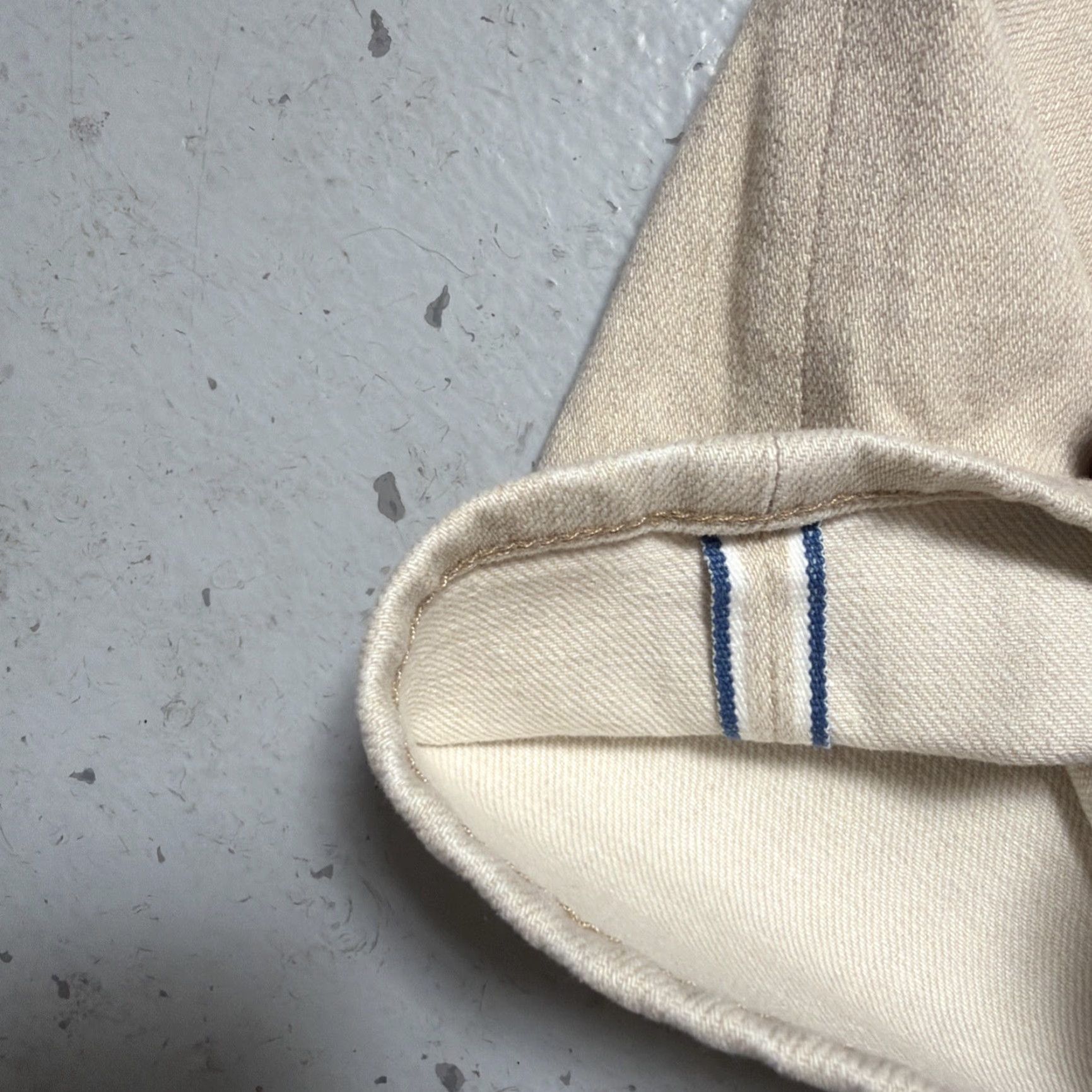 KATO Hiroshi Kato Pen Slim Selvedge Denim Jeans Chuck Made In USA 30 Slim Jeans Unisex Adults Natural 30 Mens Womens Boys Girls Size US 30 / EU 46 - 2 Thumbnail