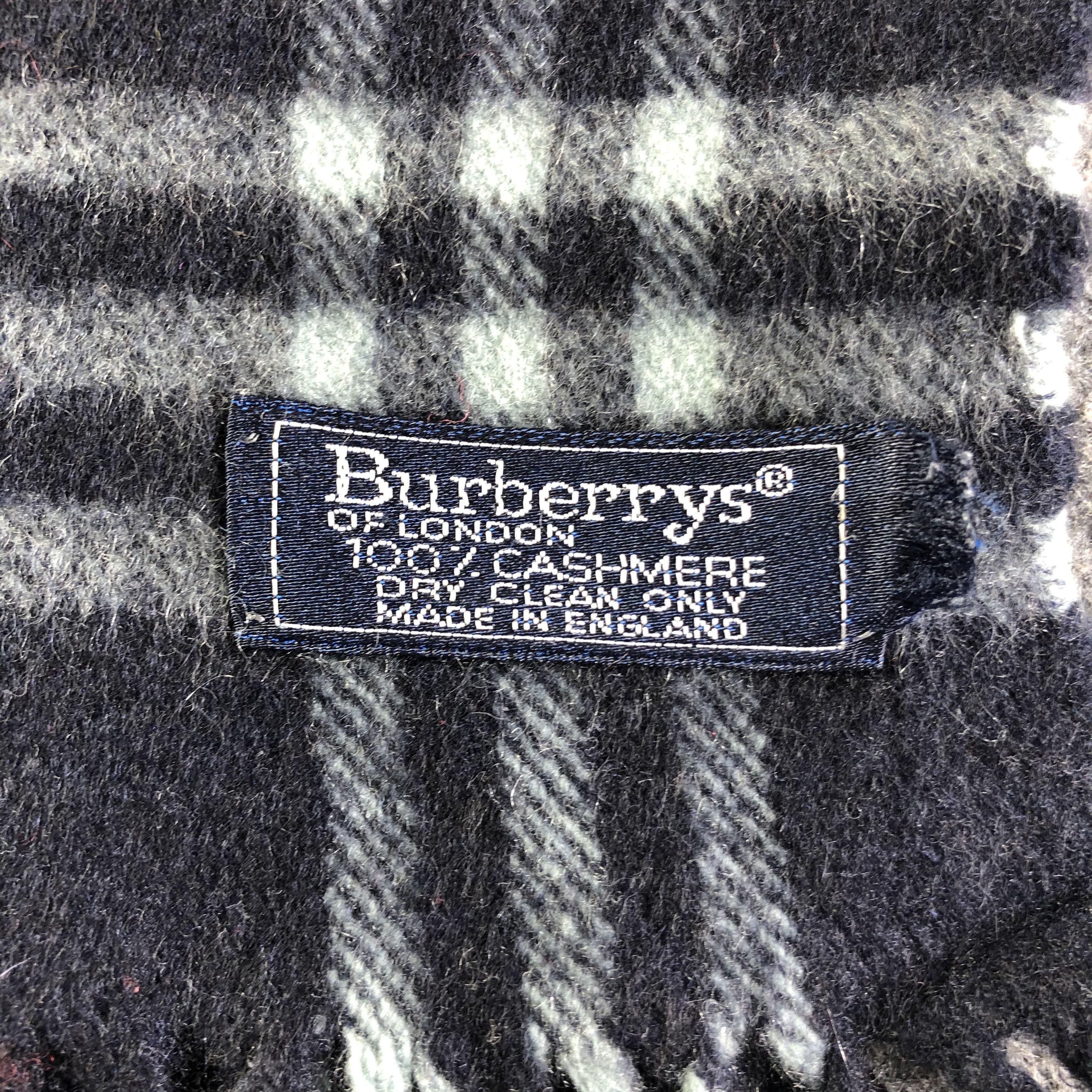 Burberry Burberry Scarf / Muffler / Neckwear P332 Size ONE SIZE - 2 Thumbnail