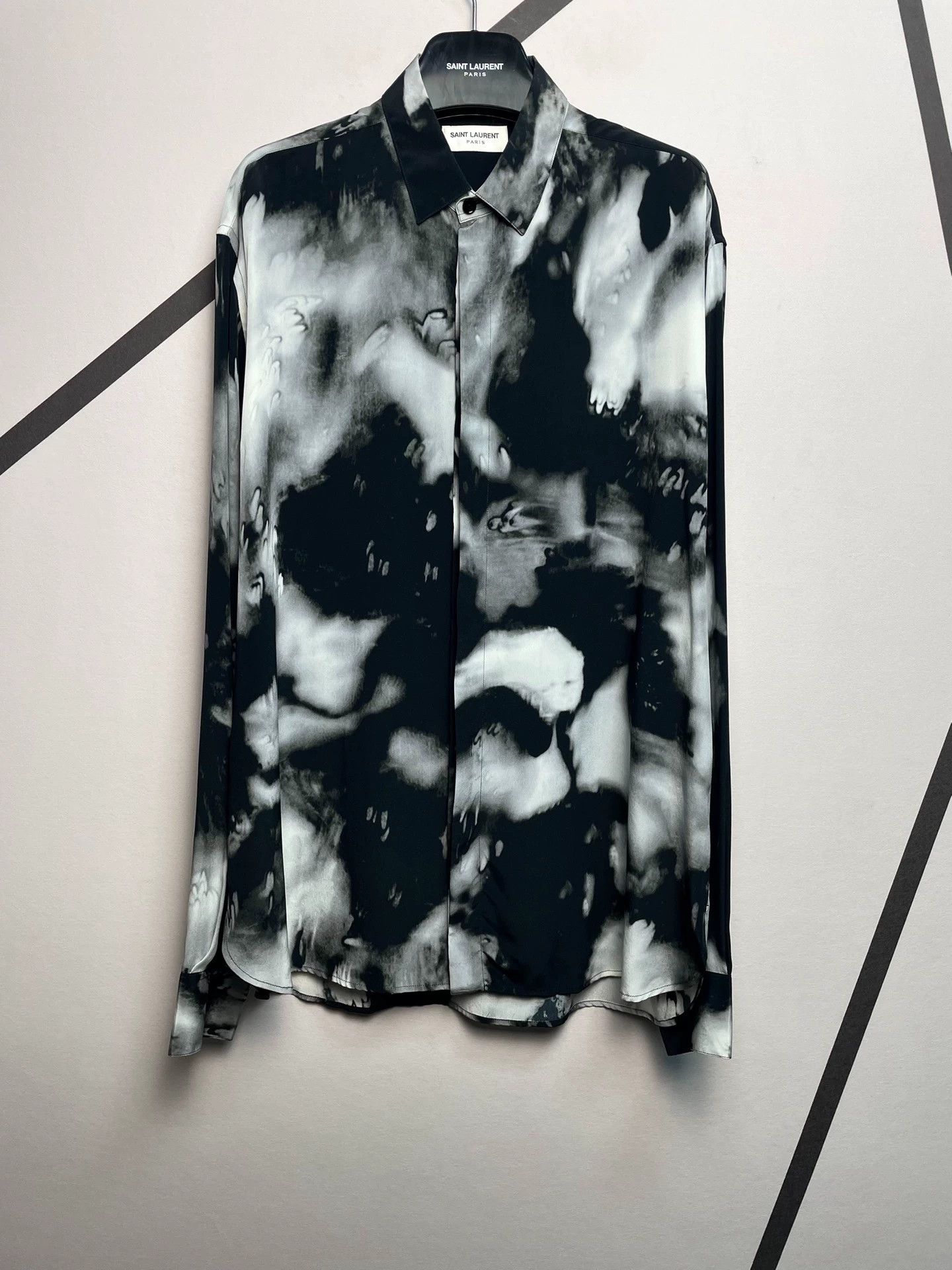 Saint Laurent Paris Authentic Saint Laurent White Splatter Print Silk Shirt Size US XS / EU 42 / 0 - 1 Thumbnail