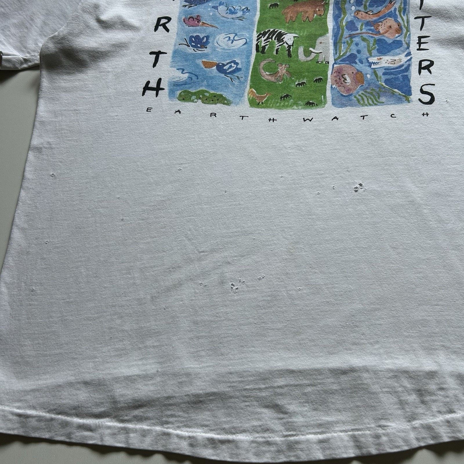 Hanes Vintage Earth Matters Animal Art T-Shirt XL Distressed USA Size US XL / EU 56 / 4 - 3 Thumbnail