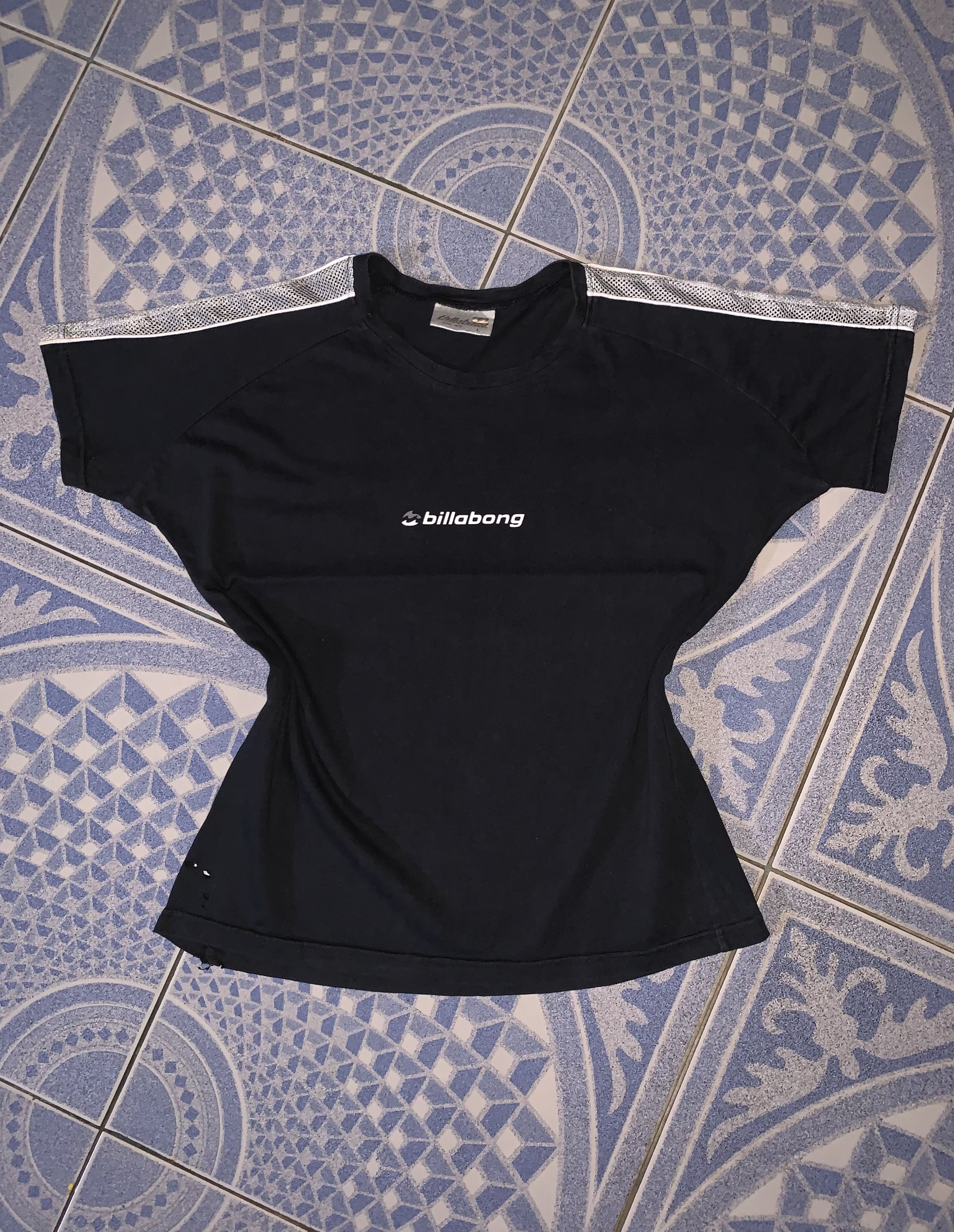 Billabong Vintage Billabong Australia Ladies Center Logo Black Tee Size L / US 10 / IT 46 - 9 Thumbnail