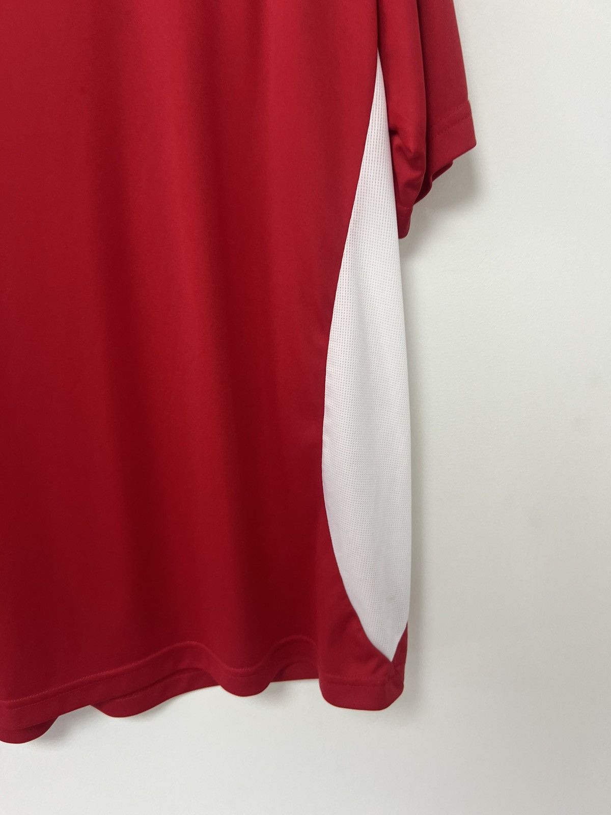 Umbro England Team Euro 2004/05 Jersey Umbro Football Shirt sz M Size US M / EU 48-50 / 2 - 7 Thumbnail
