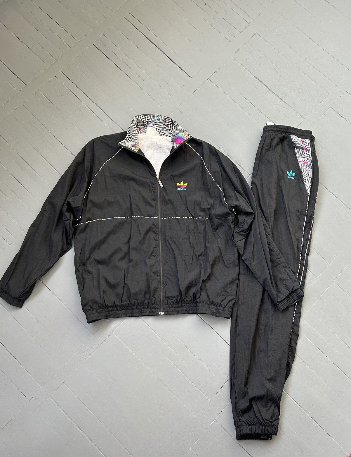 Adidas vintage sport suit