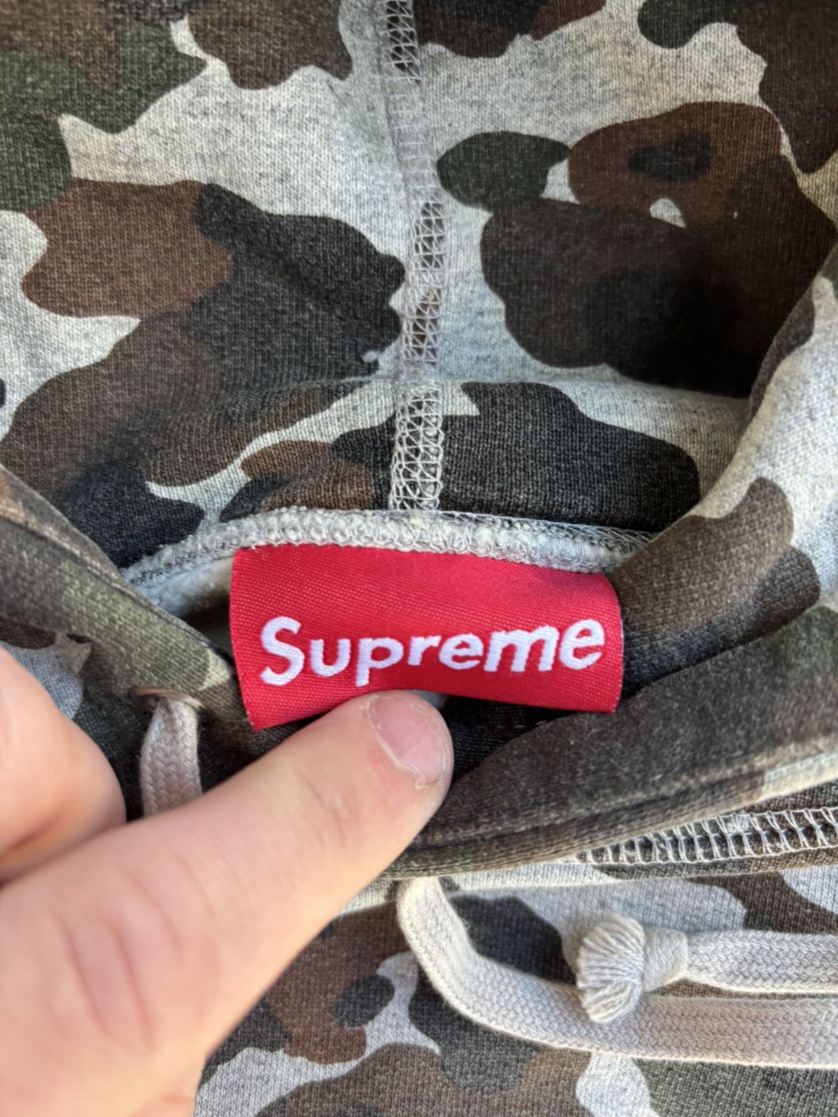 Supreme Supreme 2012 Duck Camo AOP Size US M / EU 48-50 / 2 - 4 Thumbnail