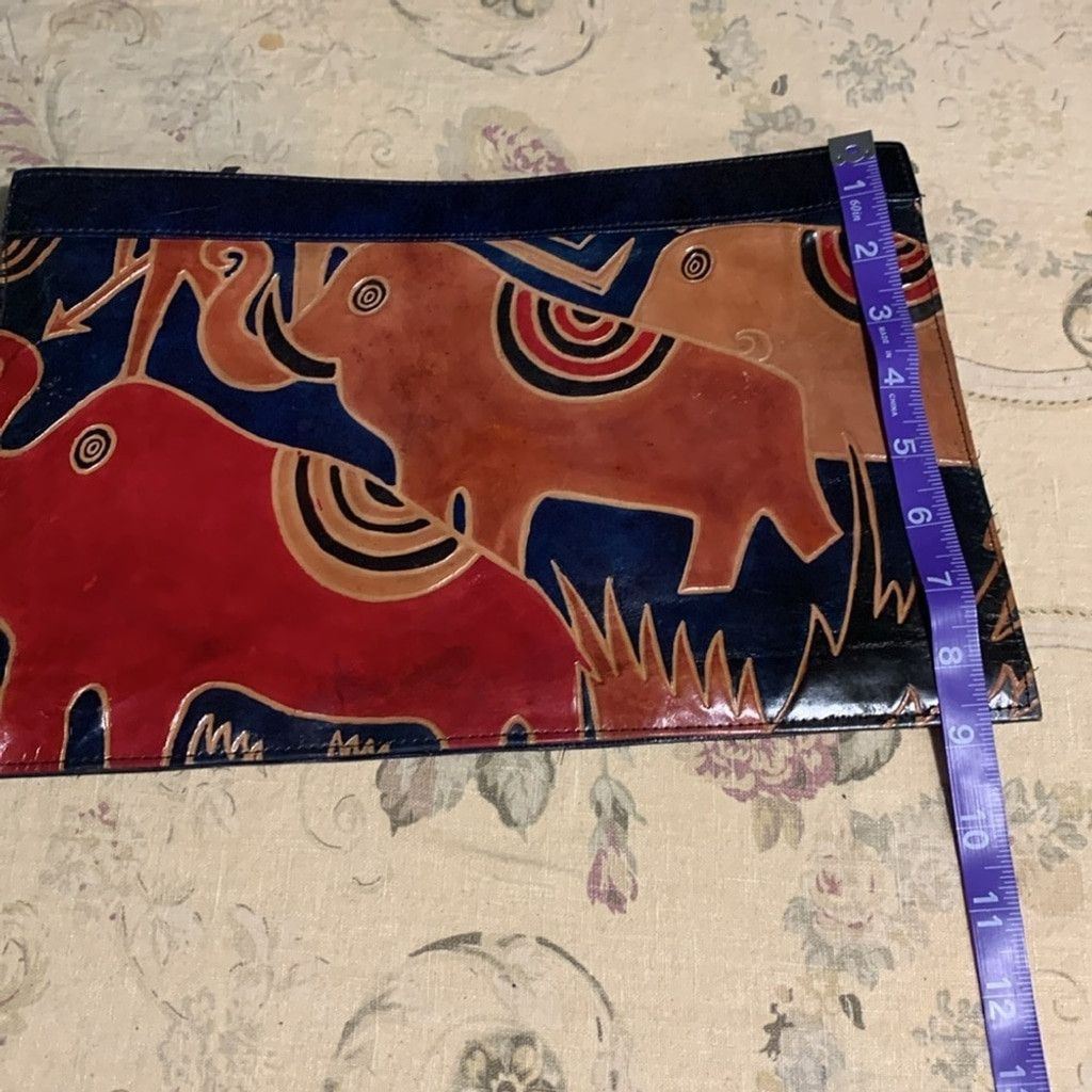 Other Leather elephant clutch bag zipper Size ONE SIZE - 8 Thumbnail