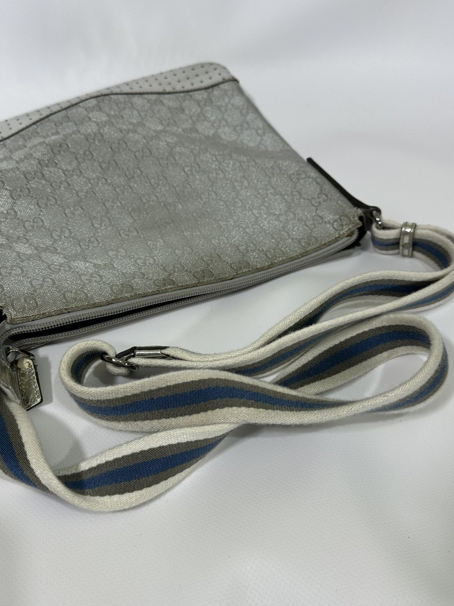 Gucci Gucci Messenger Bag GG Monogram Shiny Silver Leather Canvas Size ONE SIZE - 19 Thumbnail