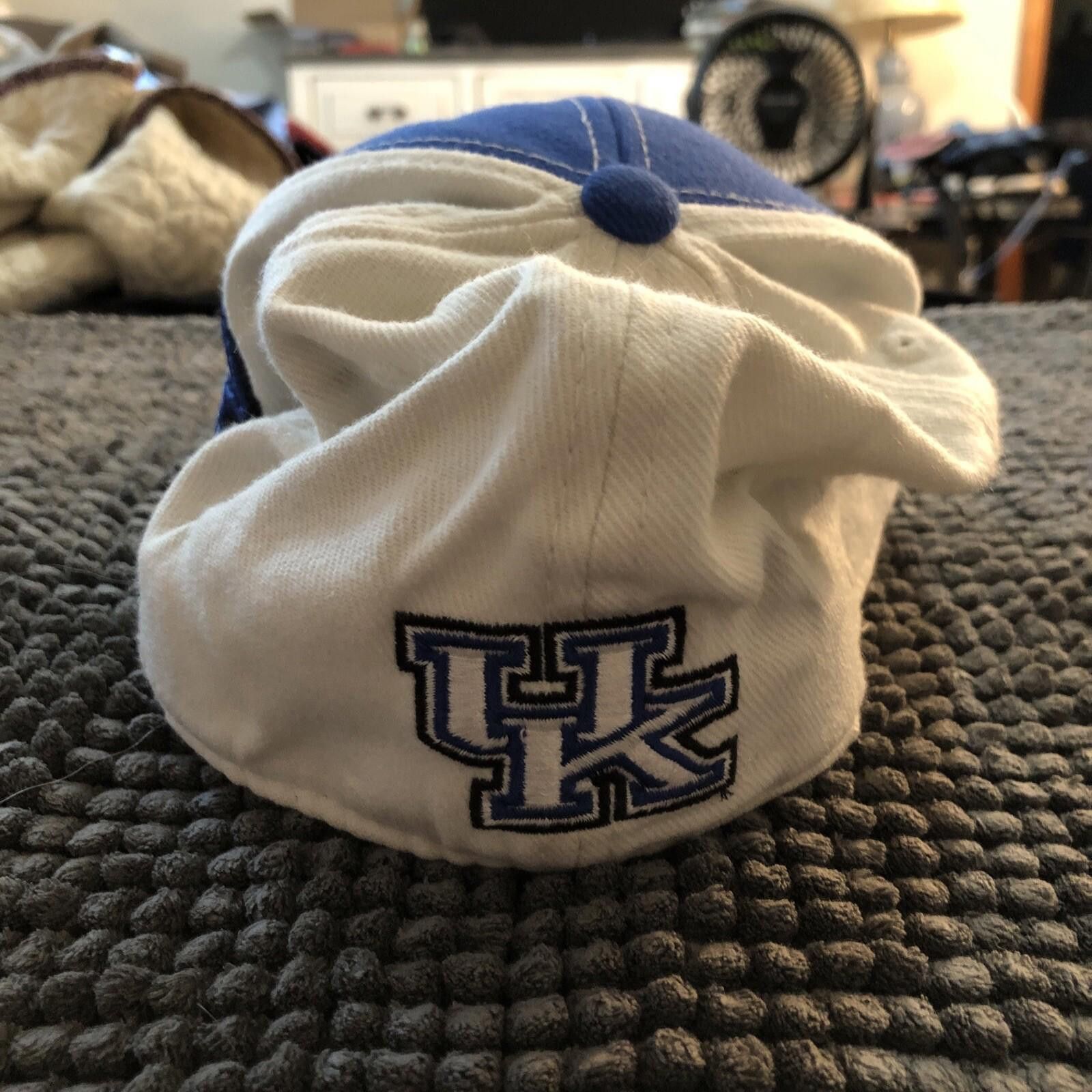 Top Of The World UK KENTUCKY WILDCATS NCAA TOTW Stretch Fit Hat ADULT Size ONE SIZE - 3 Thumbnail