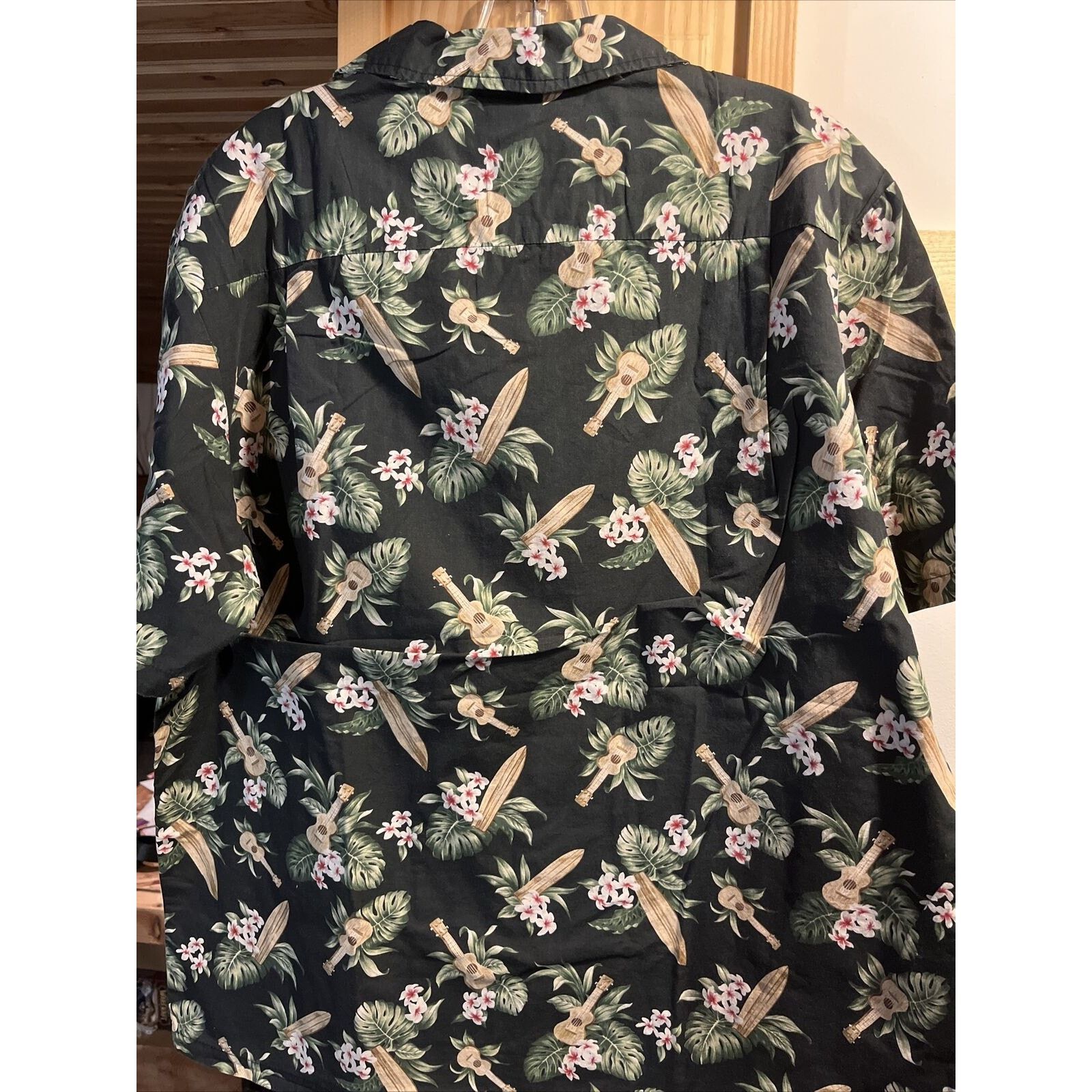 Other Malihini Vintage Men’s XL Black Floral Cotton Hawaiian Shirt Size US XL / EU 56 / 4 - 6 Thumbnail
