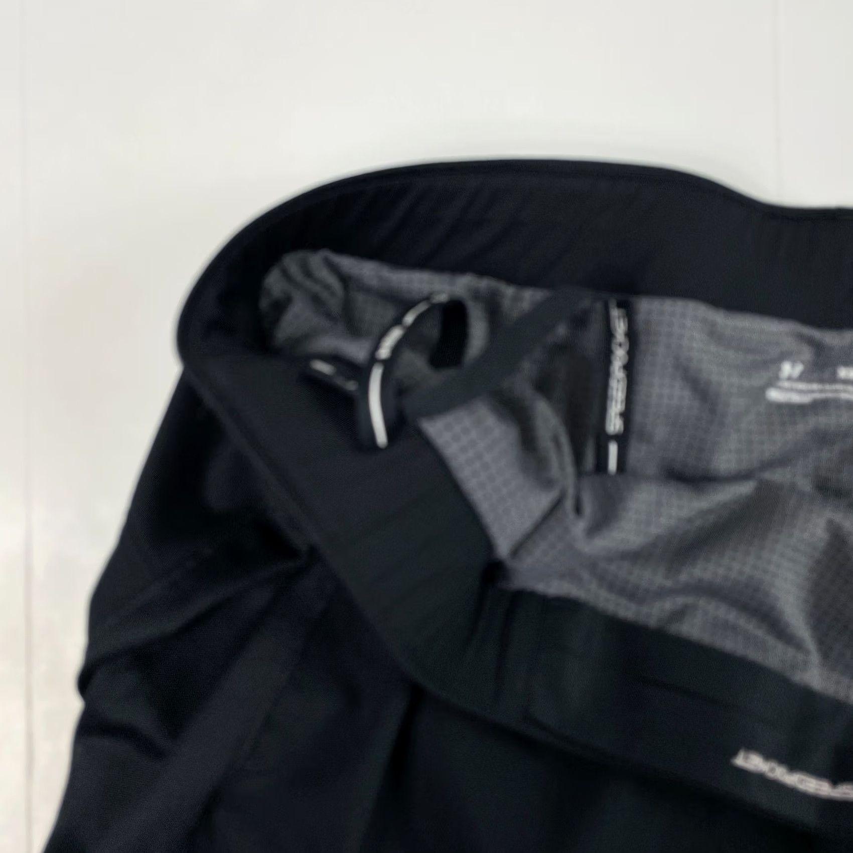 Under Armour Under Armour Shorts Mens 2XL Black SpeedPocket Runner Workout Training Lined Size US 40 / EU 56 - 7 Thumbnail