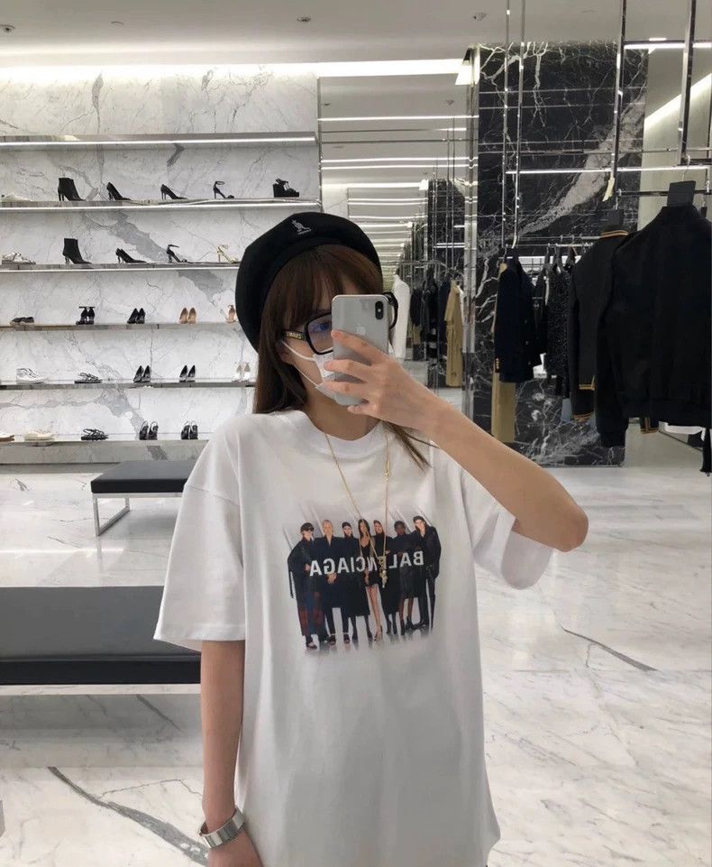 Balenciaga Balenciaga White band portrait short sleeve T-shirt Size US M / EU 48-50 / 2 - 7 Thumbnail