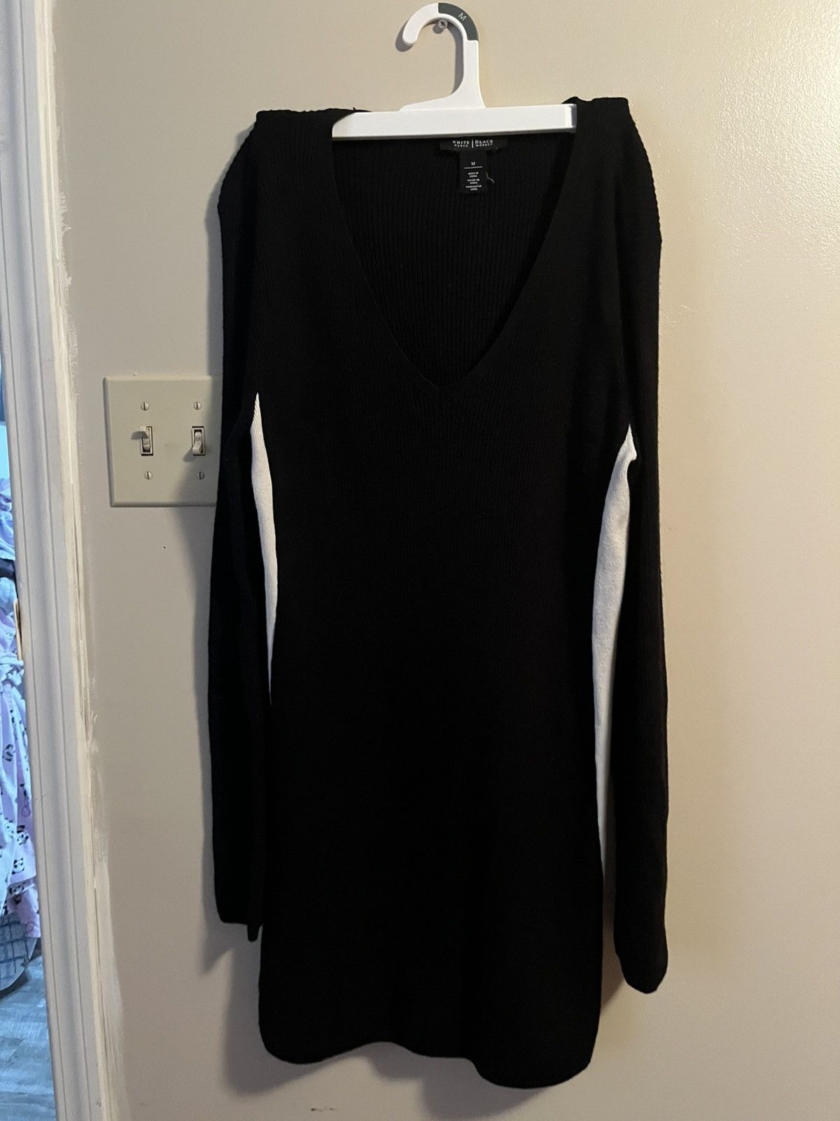 White House Black Market White House Black Market Size Medium Black Sweater Dress Size M / US 6-8 / IT 42-44 - 1 Thumbnail