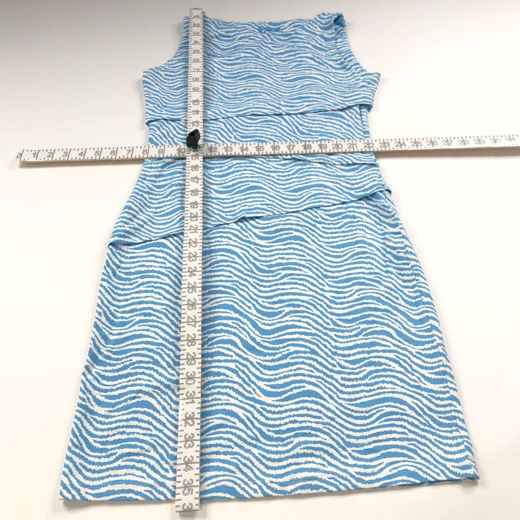 J.McLaughlin J McLaughlin XS Bodycon Fitted Tiered Nylon Above Knee Dress Blue Dress Size XS / US 0-2 / IT 36-38 - 5 Thumbnail