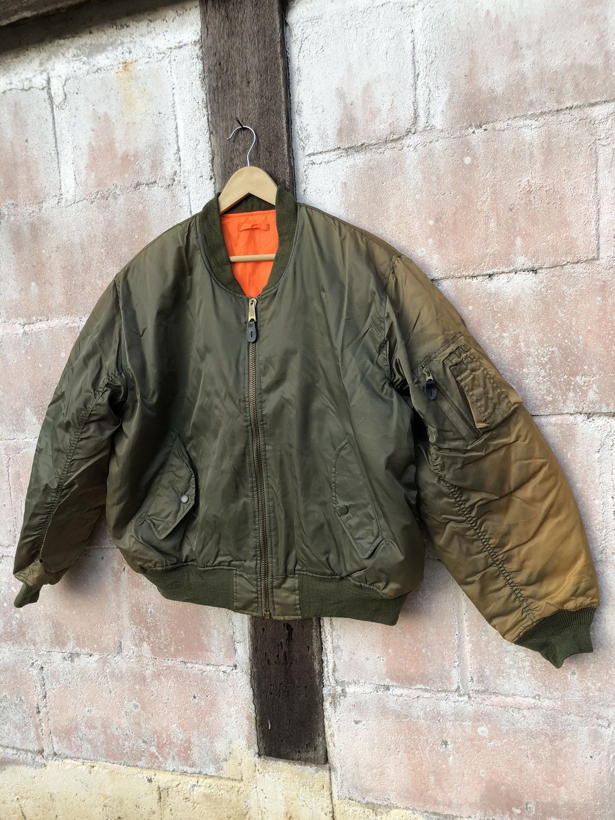 Other Bomber Flyers Jacket Military Ma-1 Sun Faded Size US L / EU 52-54 / 3 - 3 Thumbnail
