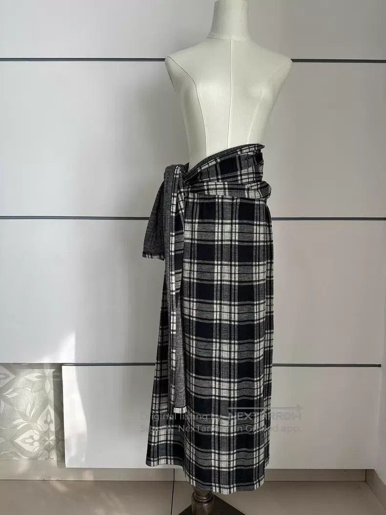 Comme des Garcons Comme des Garcons size F Apron Plaid Long Skirt Size 25" / US 0 / IT 36 - 4 Thumbnail