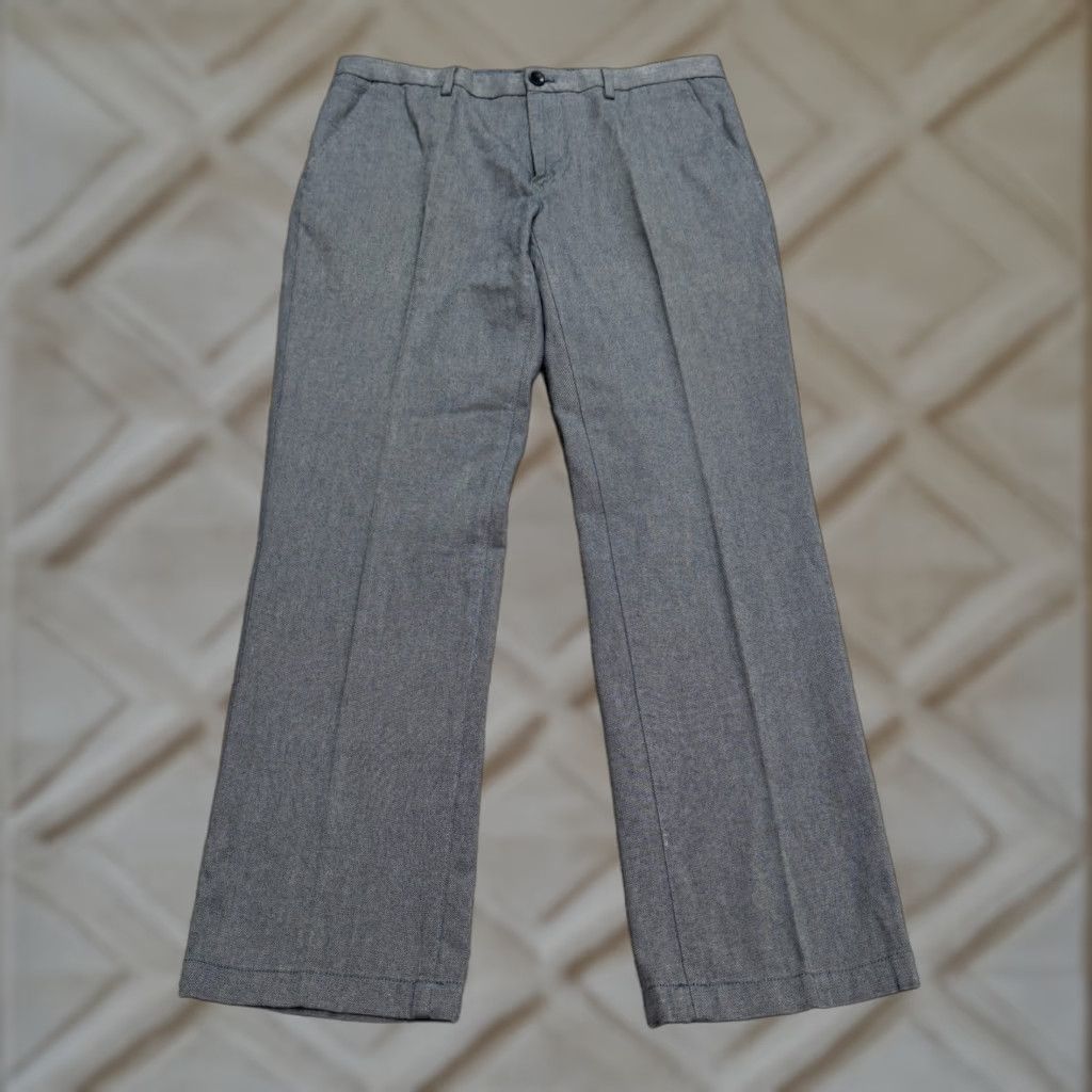 Banana Republic Banana Republic Kentfield Cotton Dress Pants Mens 33x30 Gray Straight Leg Career Size US 33 - 1 Thumbnail