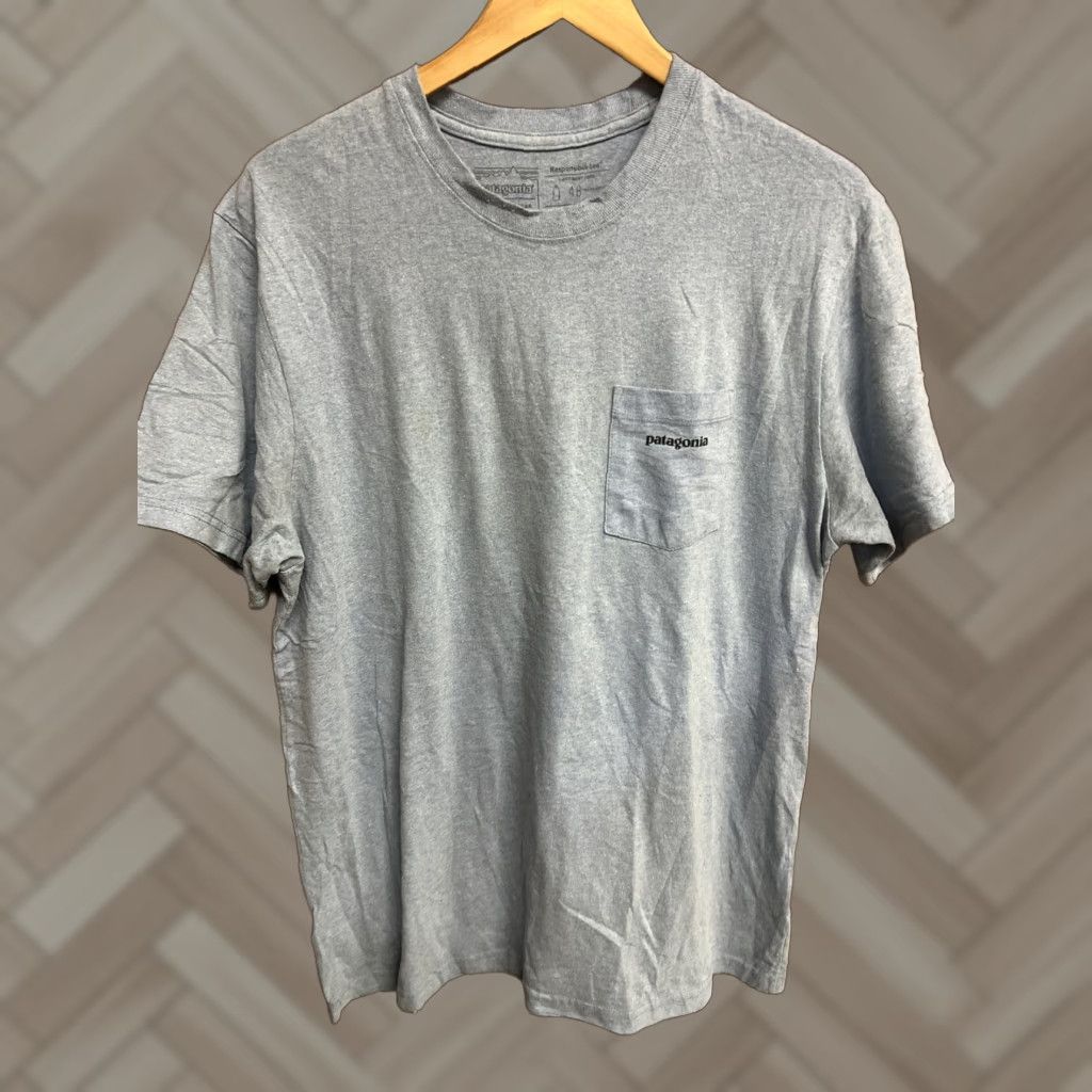 Patagonia Patagonia Shirt Mens Large Regular Fit Responsibili-Tee Blue Short Sleeve Logo Shirt Mens L Blue Logo Short Sleeve Crew Neck T-Shirt Outdoor Size US L / EU 52-54 / 3 - 1 Thumbnail