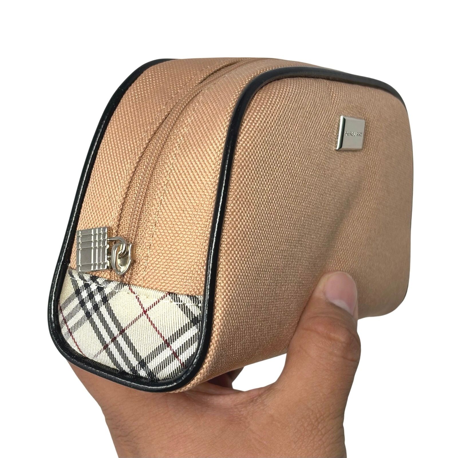 Burberry Burberry Travel Pouch / Handkerchief Set Size ONE SIZE - 8 Thumbnail
