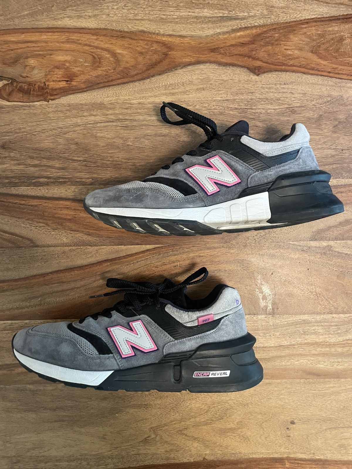 New balance 997s fusion kith x united arrows and sons grey pink hotsell