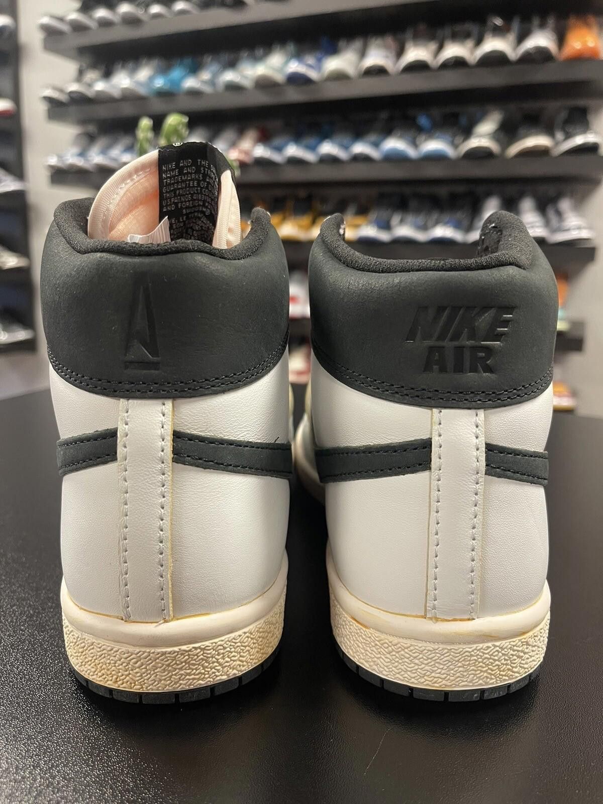 Jordan Brand Size 6.5 - Air Jordan Air Ship x A Ma Maniere White/Black Size US 6.5 / EU 39-40 - 4 Thumbnail